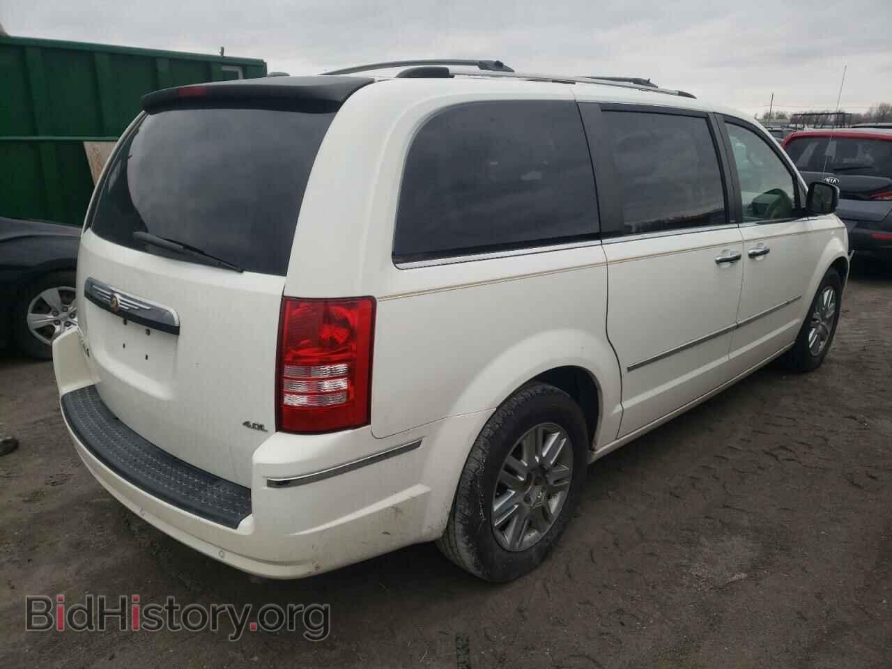 2008 CHRYSLER MINIVAN - VIN: 2A8HR64X58R133897 - Фото 3