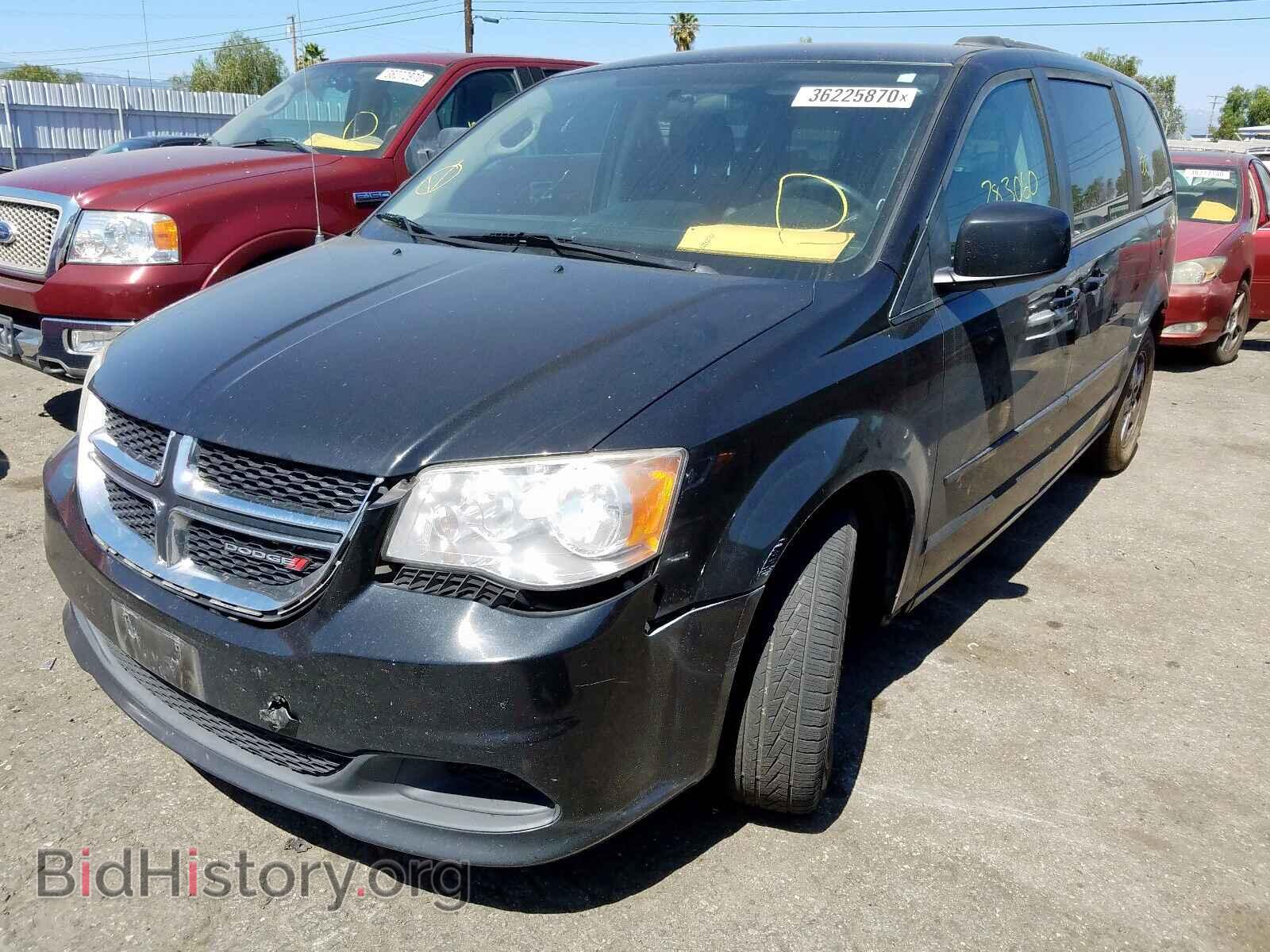 2013 DODGE CARAVAN - VIN: 2C4RDGCG1DR553930 - Фото 2