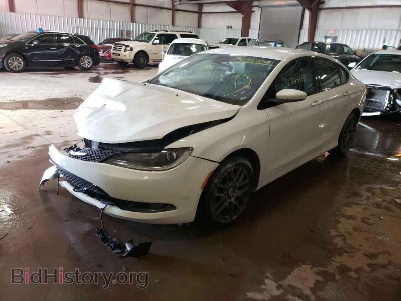 2016 CHRYSLER 200 - VIN: 1C3CCCBB8GN114236 - Фото 2