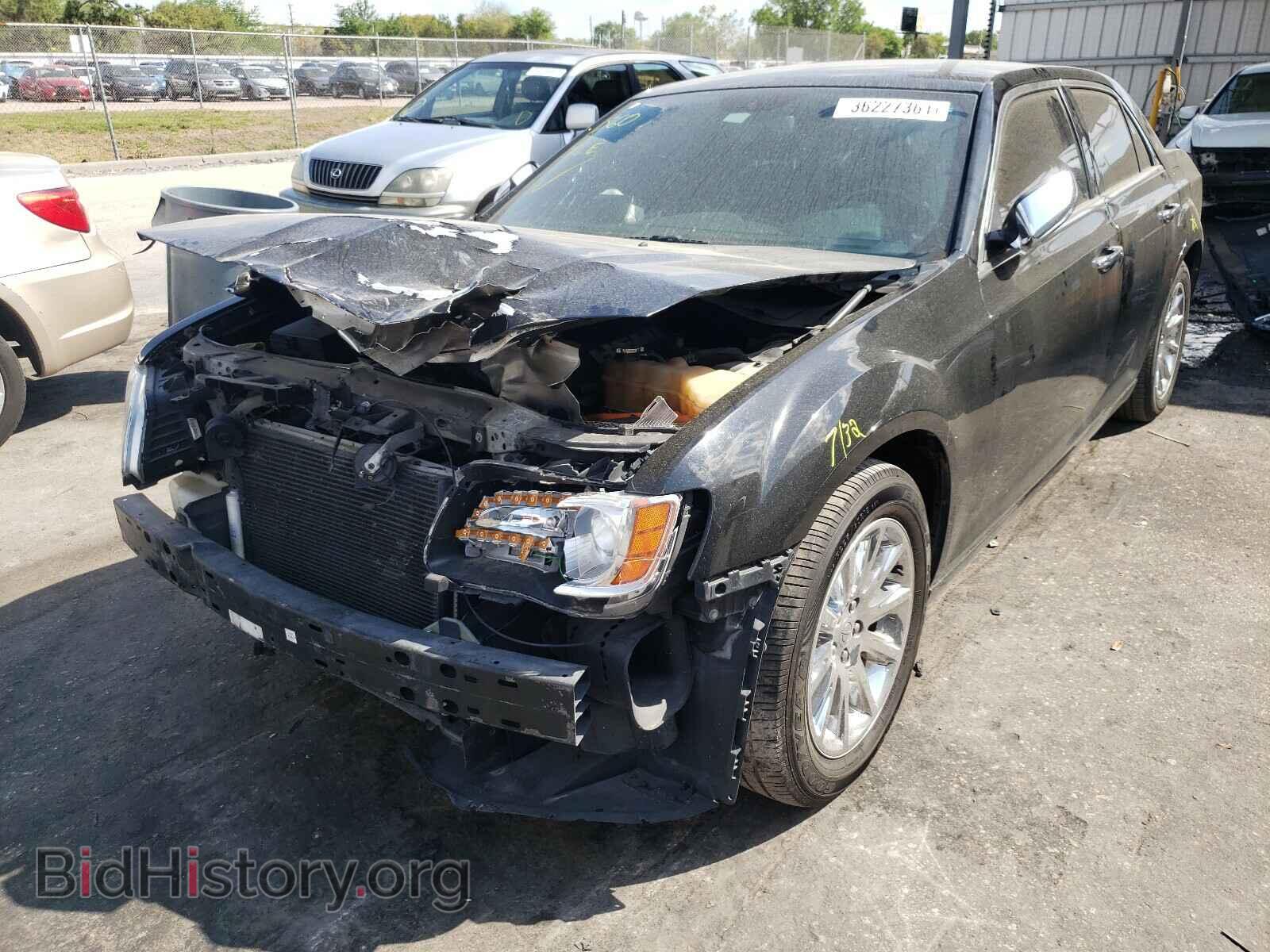 2014 CHRYSLER 300 - VIN: 2C3CCAETXEH259986 - Фото 2