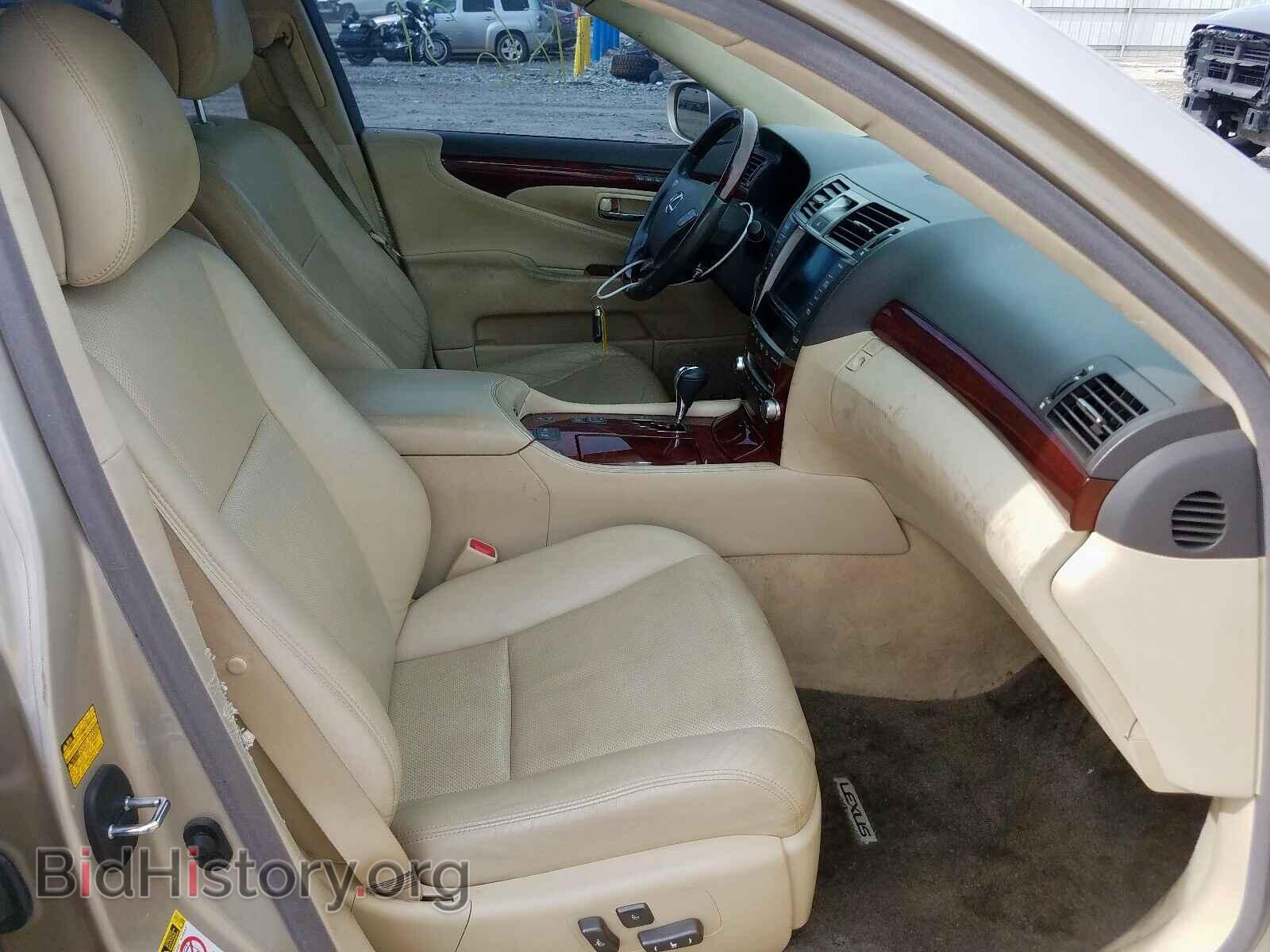 2011 LEXUS LS460 - VIN: JTHBL5EF8B5107652 - Photo 5