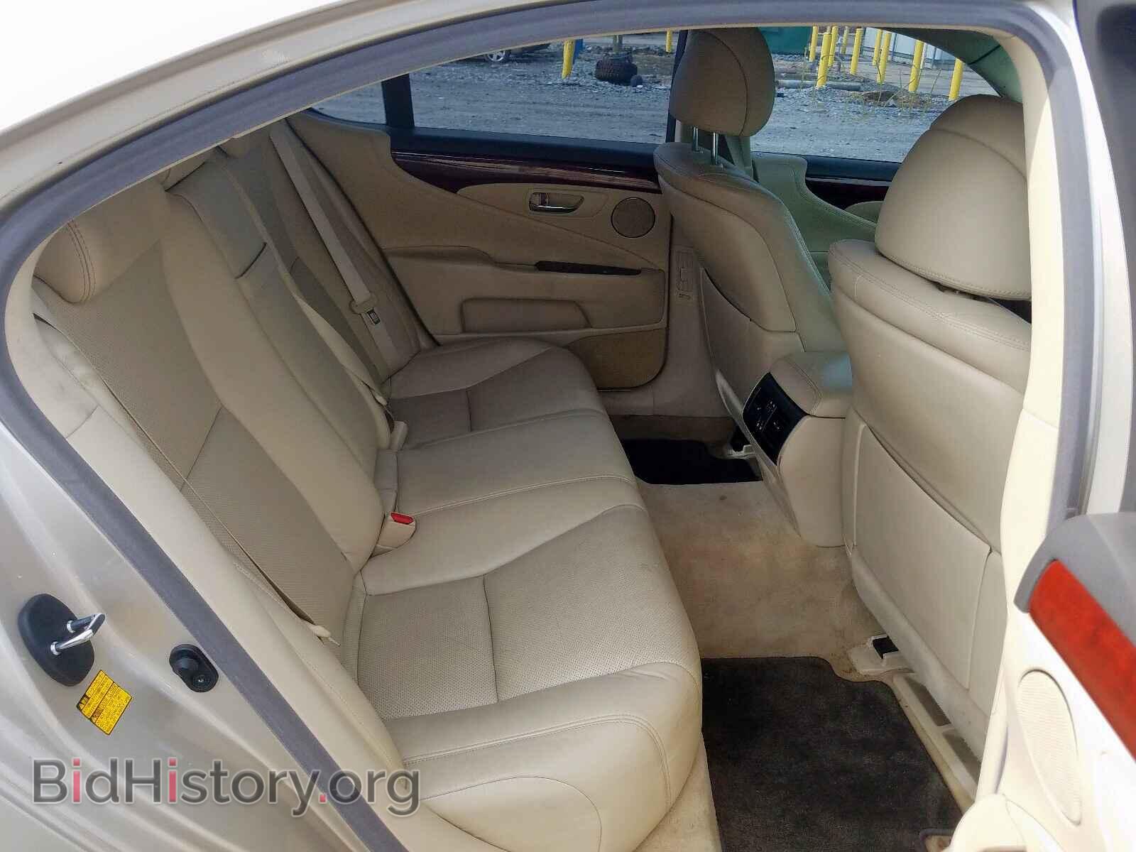 2011 LEXUS LS460 - VIN: JTHBL5EF8B5107652 - Photo 6