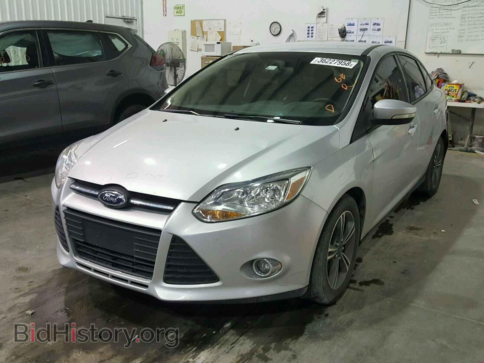 2014 FORD FOCUS - VIN: 1FADP3F2XEL348875 - Фото 2