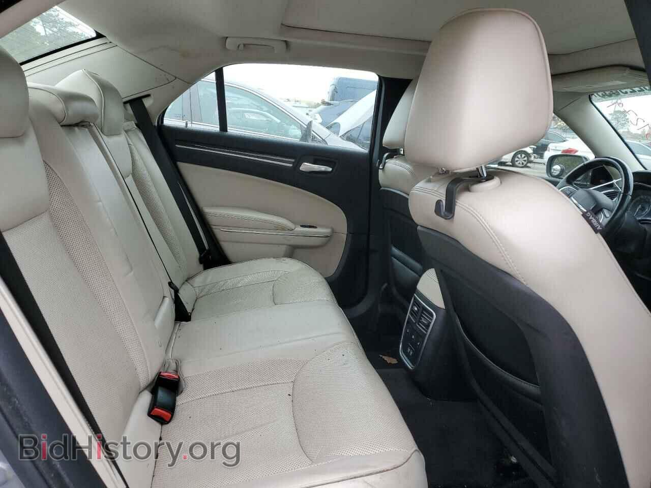 2016 CHRYSLER 300 - VIN: 2C3CCAEG6GH359279 - Фото 10