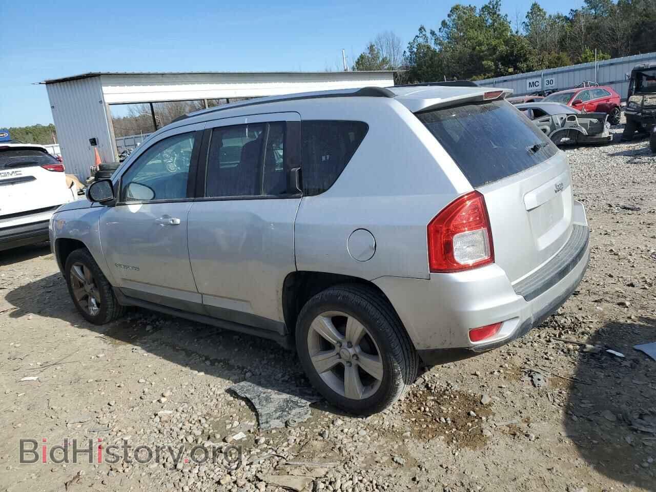 2011 JEEP COMPASS - VIN: 1J4NT1FA1BD156878 - Photo 2