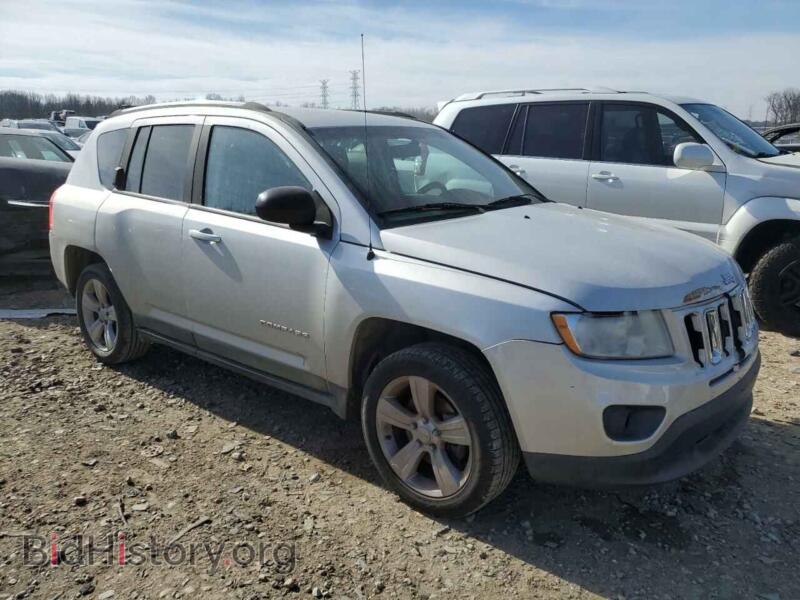 2011 Jeep COMPASS (VIN 1J4NT1FA1BD156878) — photo 4 of 12
