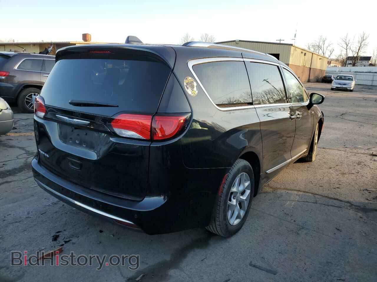 2017 CHRYSLER PACIFICA - VIN: 2C4RC1EG9HR650506 - Фото 3