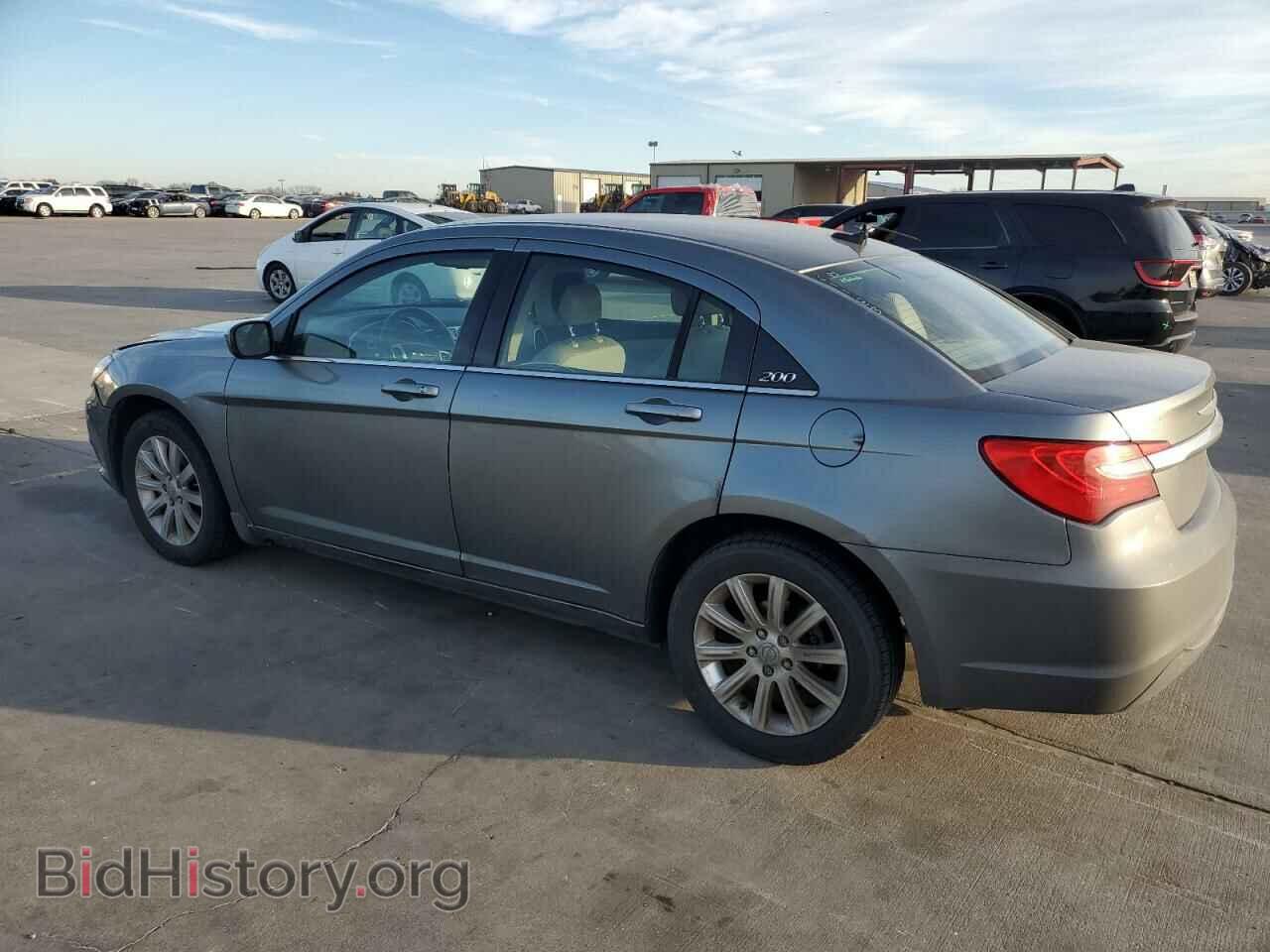2013 CHRYSLER 200 - VIN: 1C3CCBBB9DN728900 - Фото 2