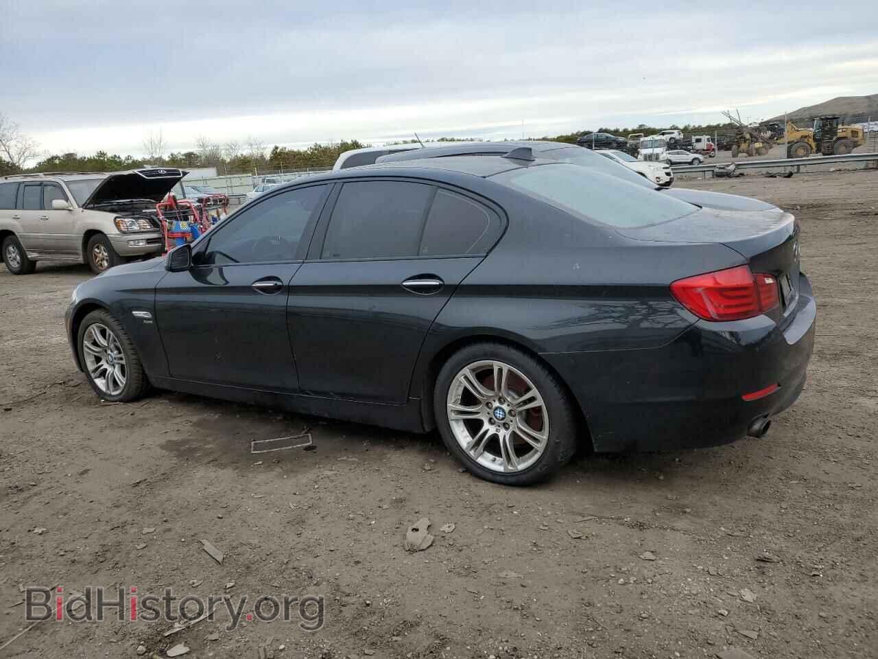 2011 BMW 5 SERIES - VIN: WBAFU7C52BC873634 - Фото 2