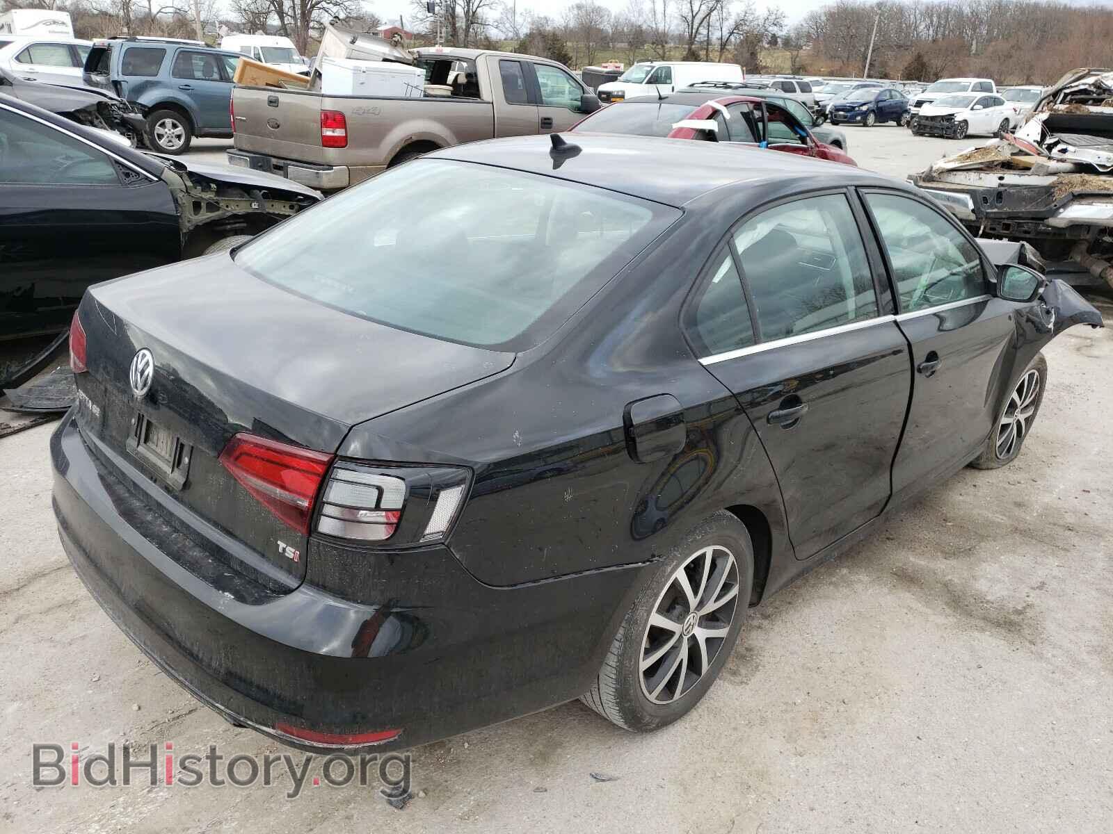 2017 VOLKSWAGEN JETTA - VIN: 3VWDB7AJXHM208694 - Фото 4