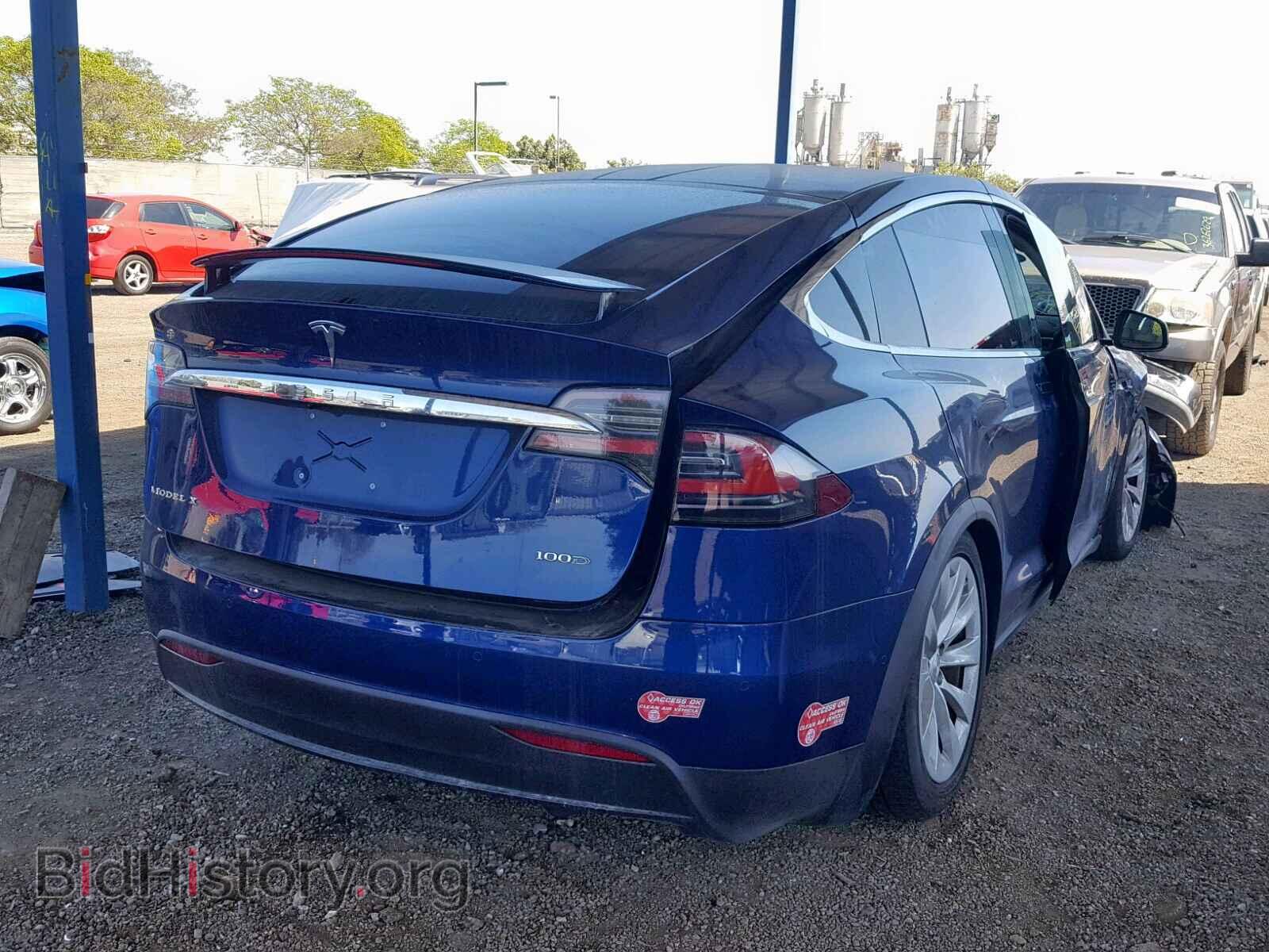 2017 TESLA MODEL X - VIN: 5YJXCAE28HF060286 - Photo 4