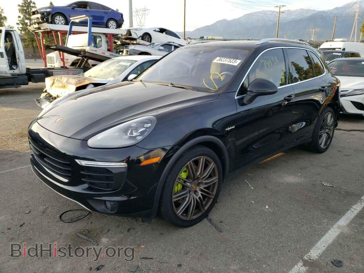 Фотография WP1AE2A26HLA71147 - PORSCHE CAYENNE 2017