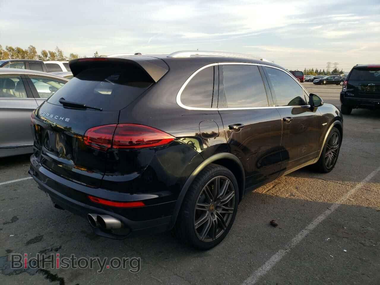 2017 PORSCHE CAYENNE - VIN: WP1AE2A26HLA71147 - Фото 3