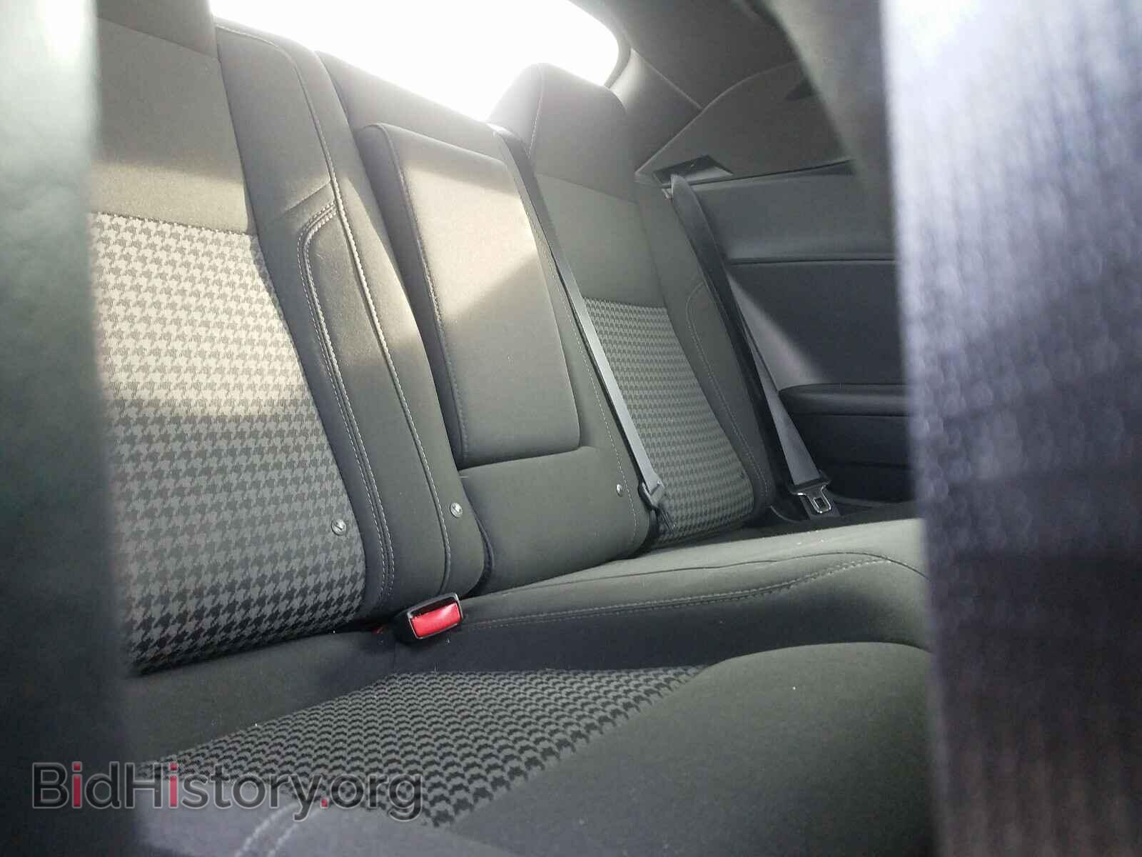 2018 DODGE CHALLENGER - VIN: 2C3CDZAG3JH242378 - Photo 6