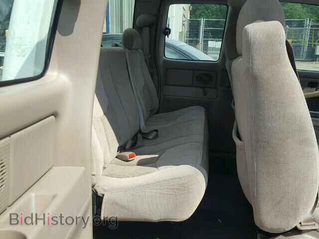 2006 CHEVROLET SILVERADO - VIN: 1GCEC19VX6Z281181 - Фото 6