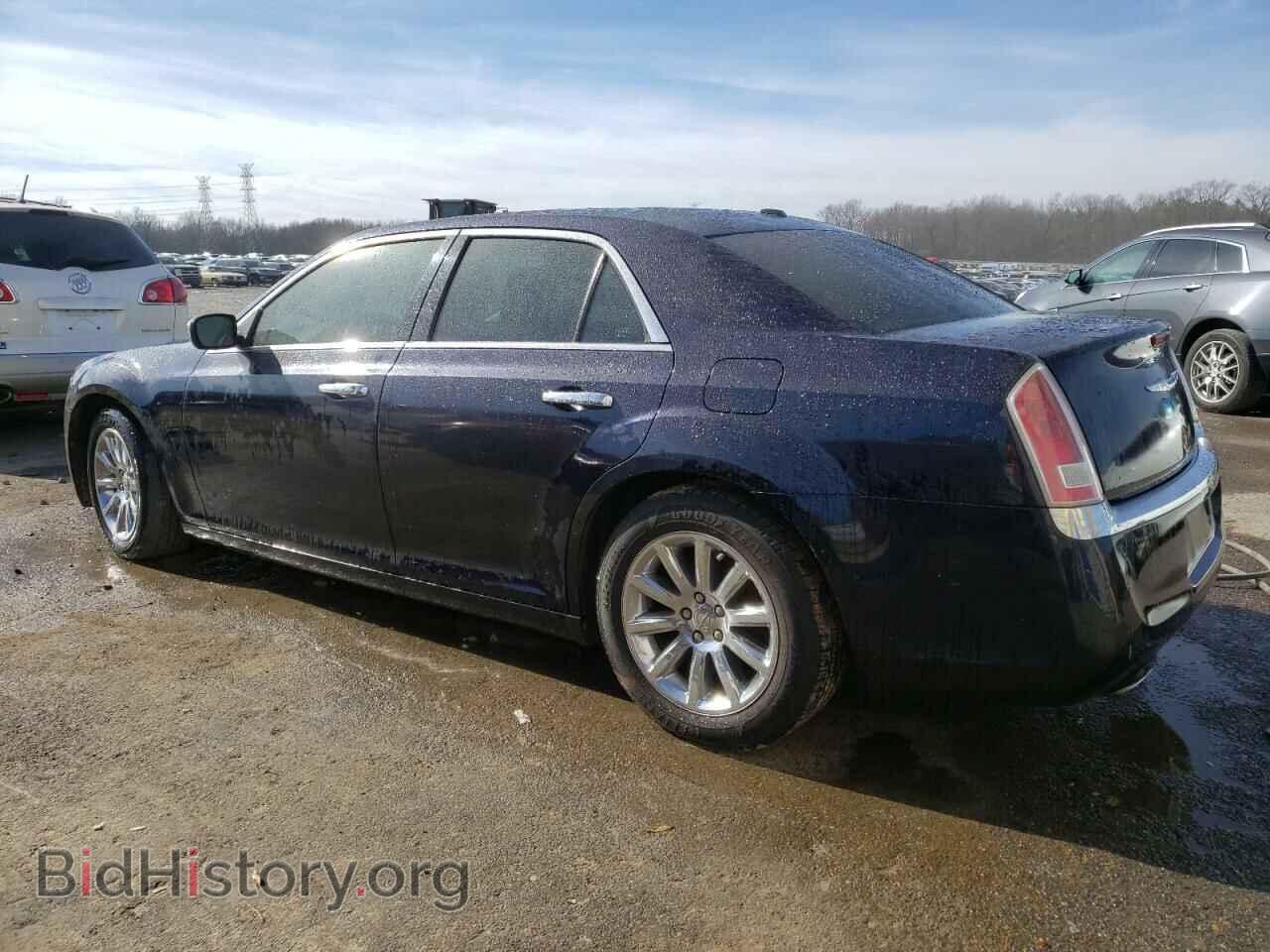 2012 CHRYSLER 300 - VIN: 2C3CCACG5CH272695 - Фото 2