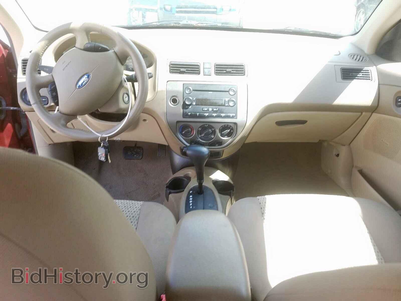 2007 FORD FOCUS - VIN: 1FAFP34N07W352148 - Фото 9