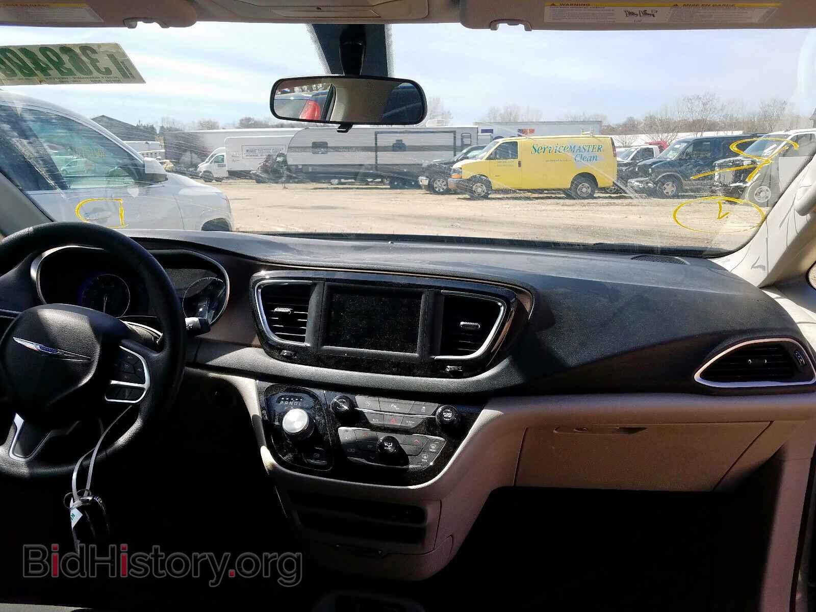 2018 CHRYSLER PACIFICA T - VIN: 2C4RC1DG7JR168043 - Photo 9