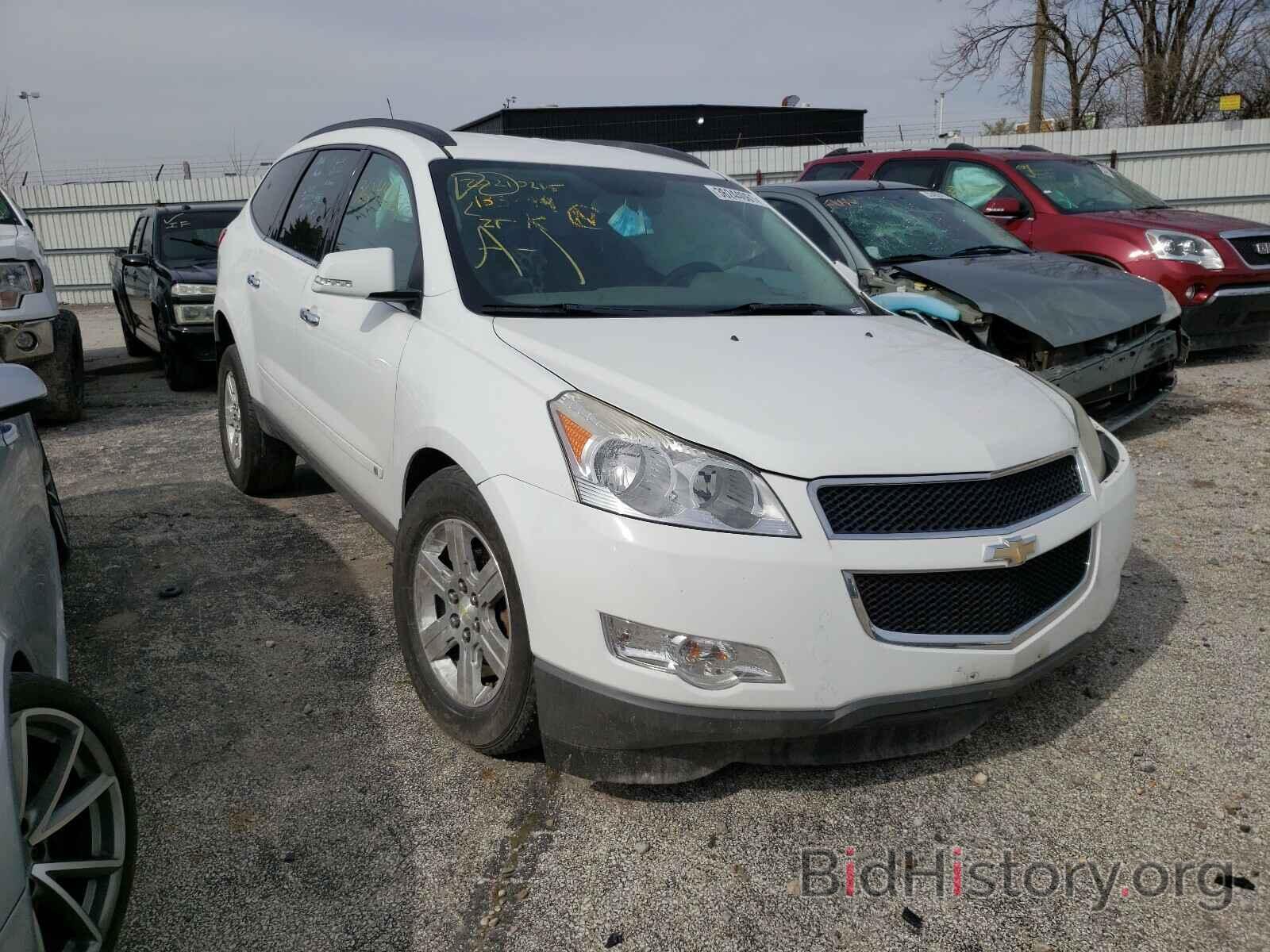 Photo 1GNLVFED5AS133394 - CHEVROLET TRAVERSE 2010