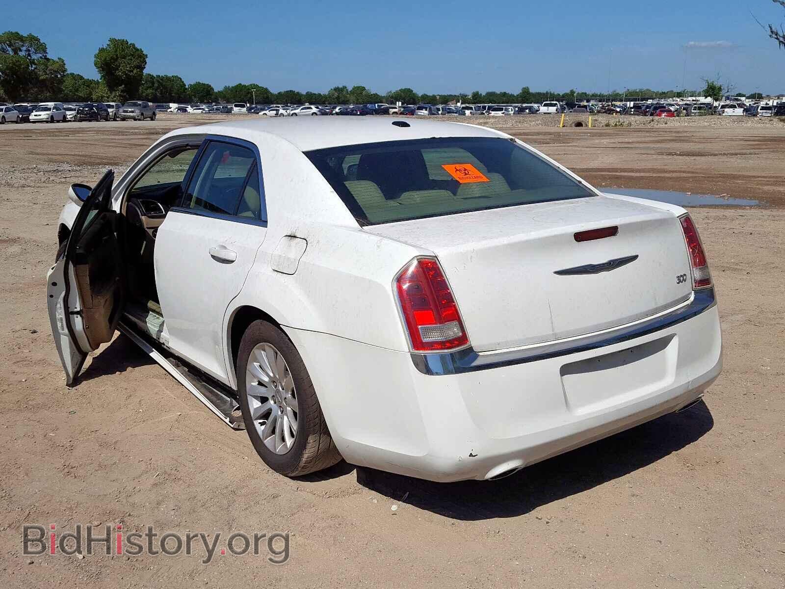 2013 CHRYSLER 300 - VIN: 2C3CCAAG0DH558653 - Фото 3