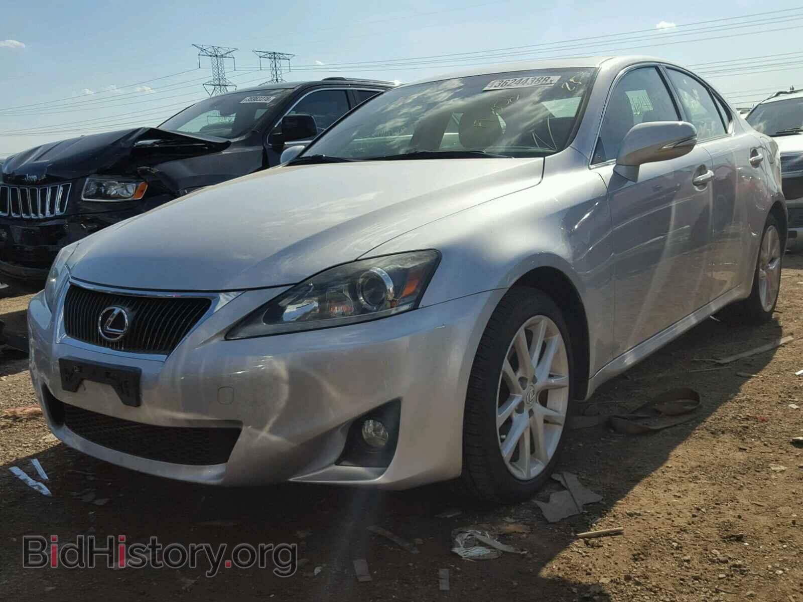 2011 LEXUS IS250 - VIN: JTHCF5C2XB5049975 - Фото 2