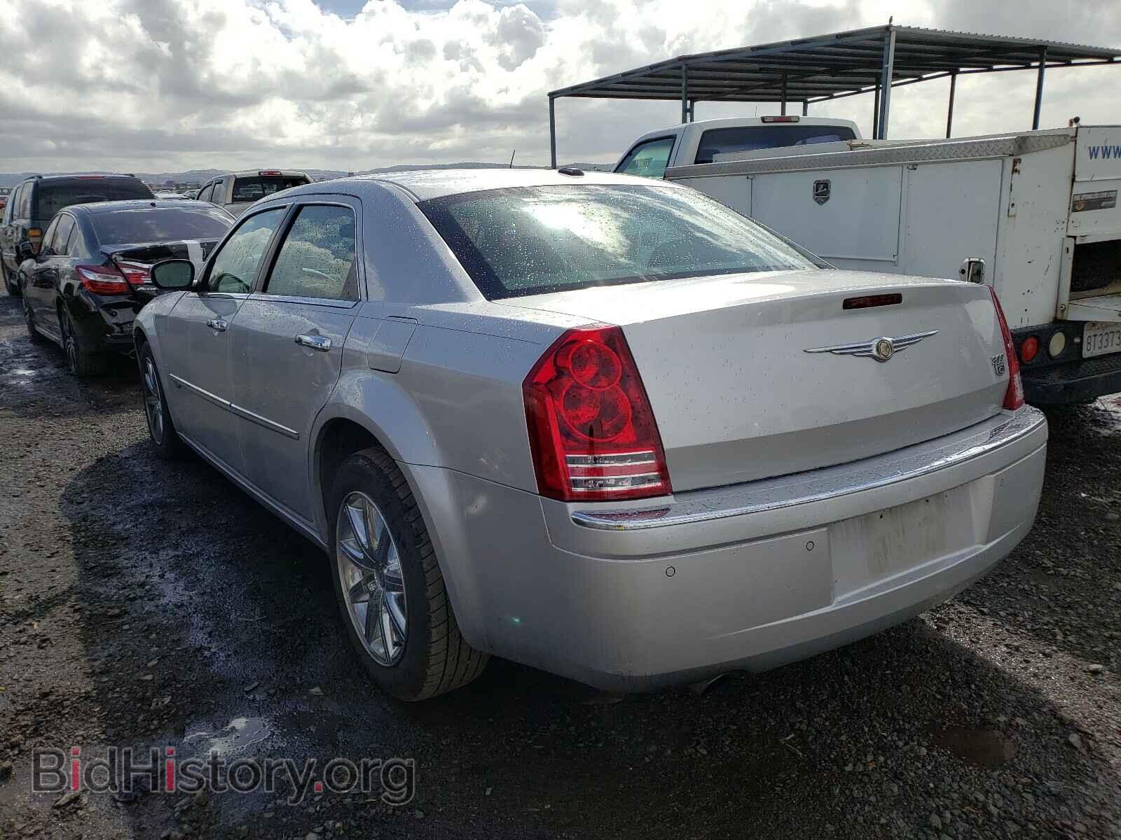 2010 CHRYSLER 300 - VIN: 2C3CA6CT5AH145233 - Фото 3