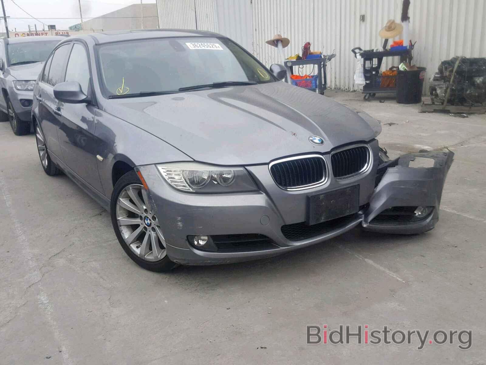 Photo WBAPH5C57BA442246 - BMW 3 SERIES 2011