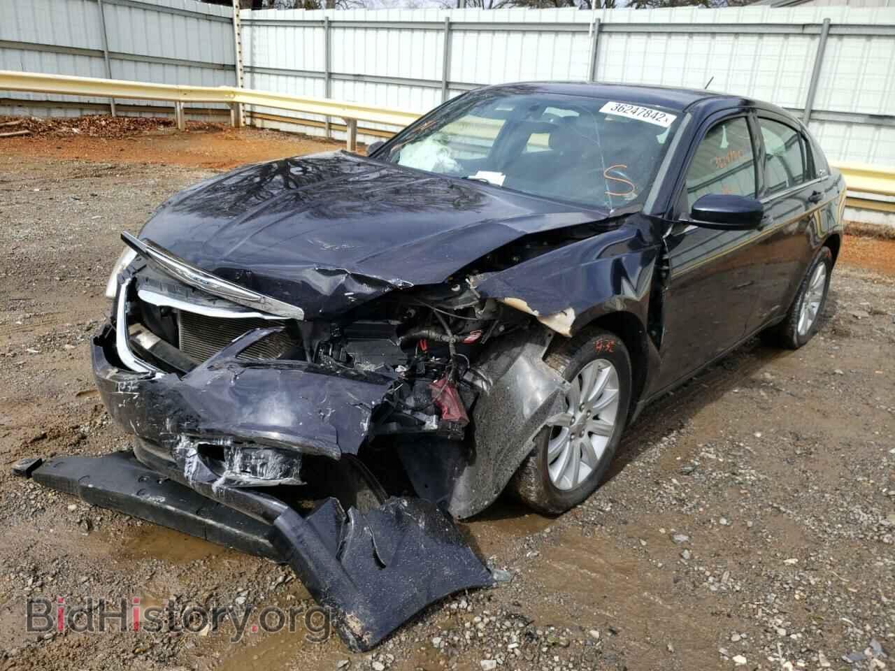 2012 CHRYSLER 200 - VIN: 1C3CCBBBXCN330948 - Фото 2
