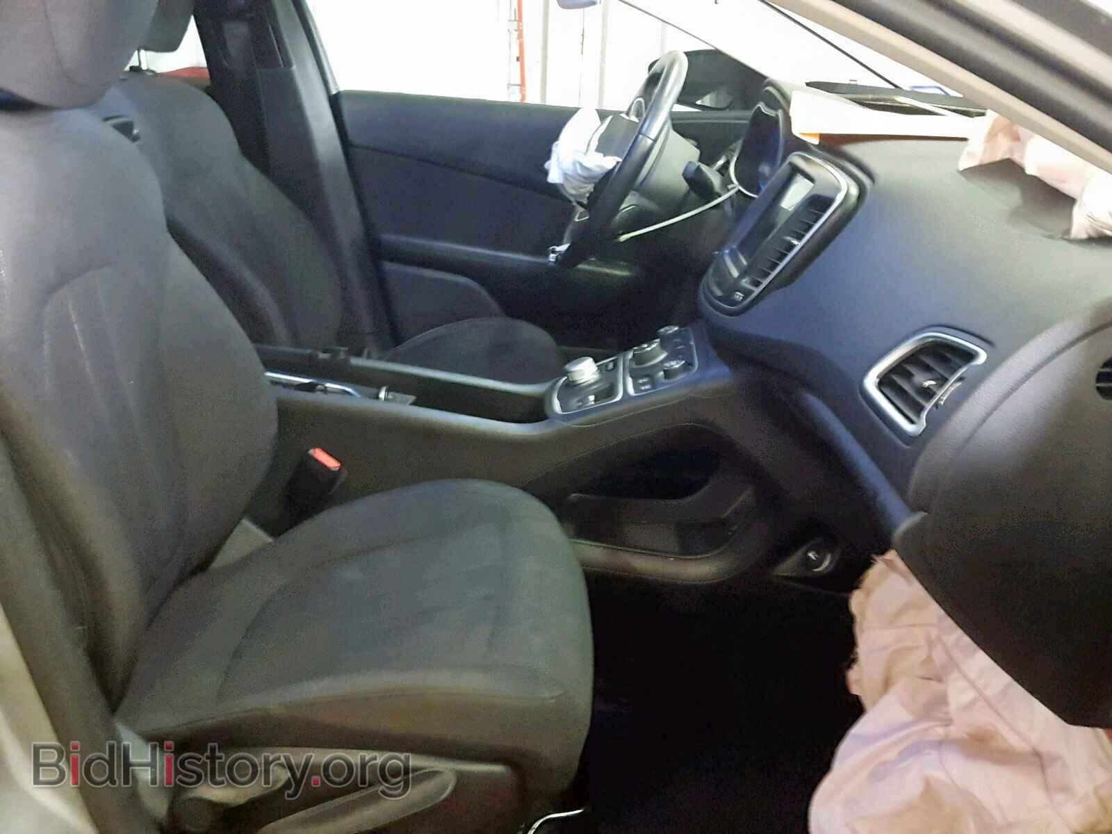 2016 CHRYSLER 200 - VIN: 1C3CCCAB0GN121750 - Photo 5