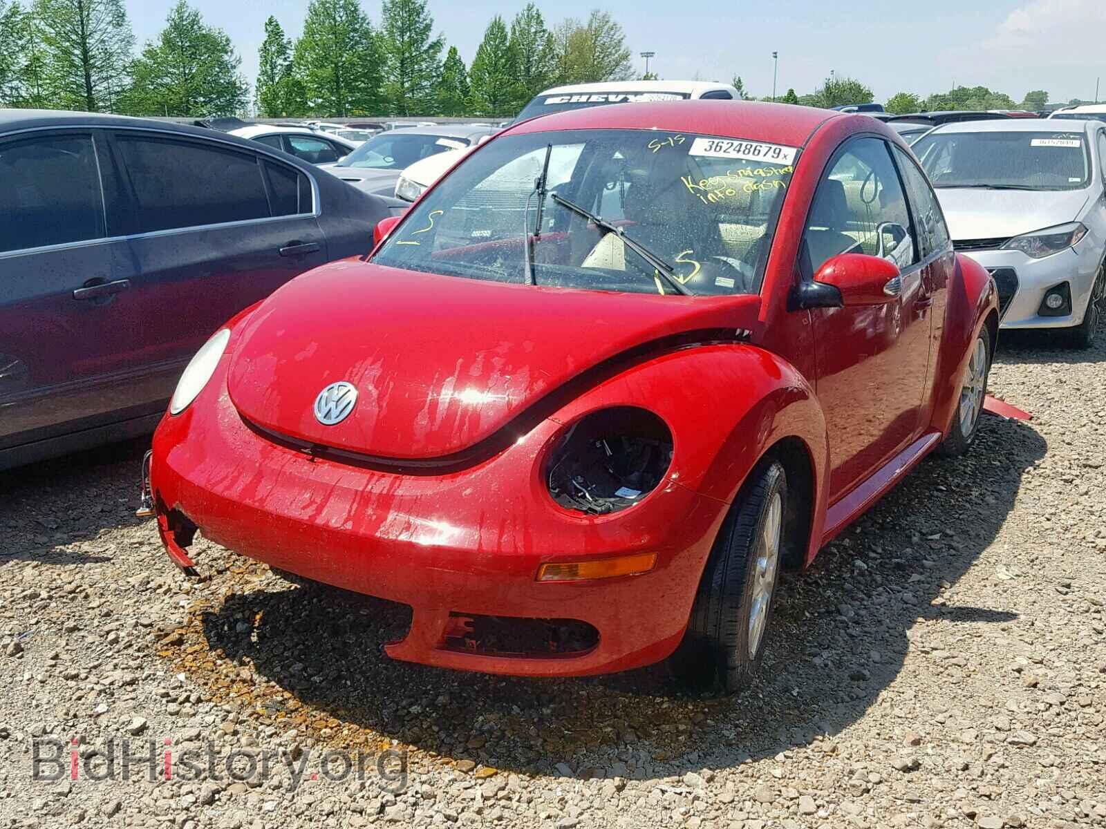 2008 VOLKSWAGEN BEETLE - VIN: 3VWPW31C88M509752 - Фото 2