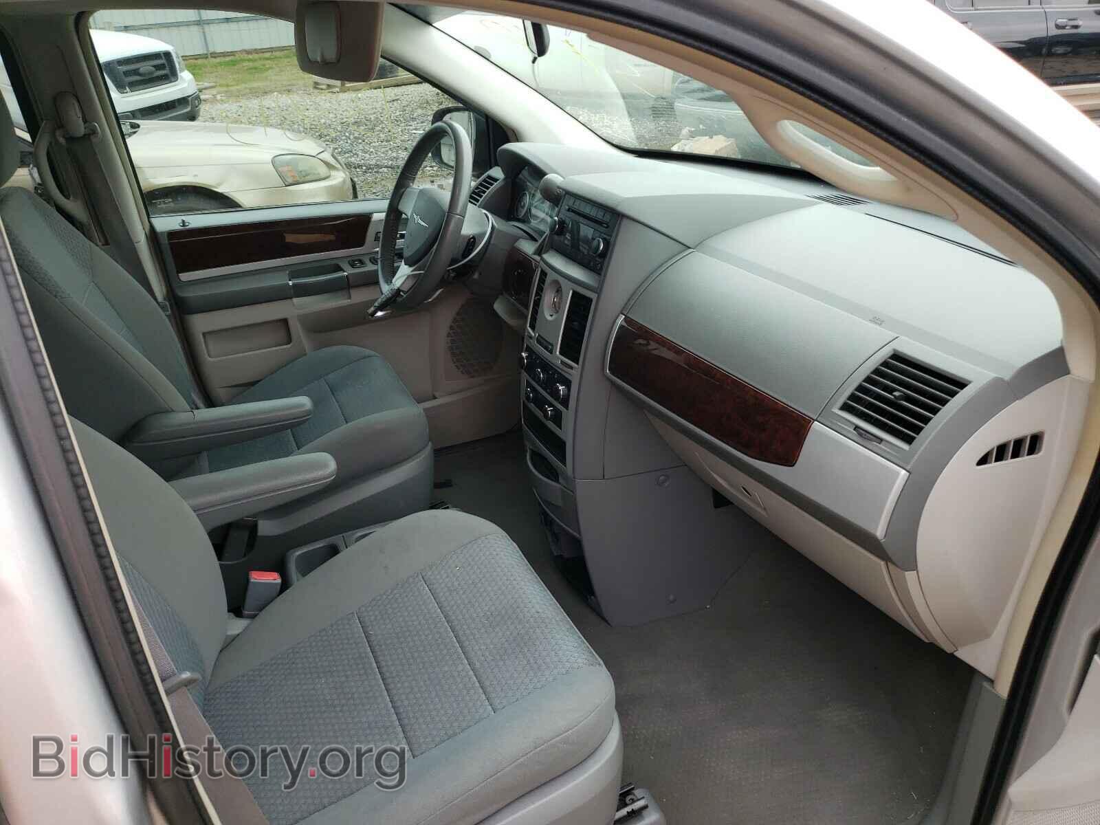 2010 CHRYSLER MINIVAN - VIN: 2A4RR5D18AR337899 - Фото 5