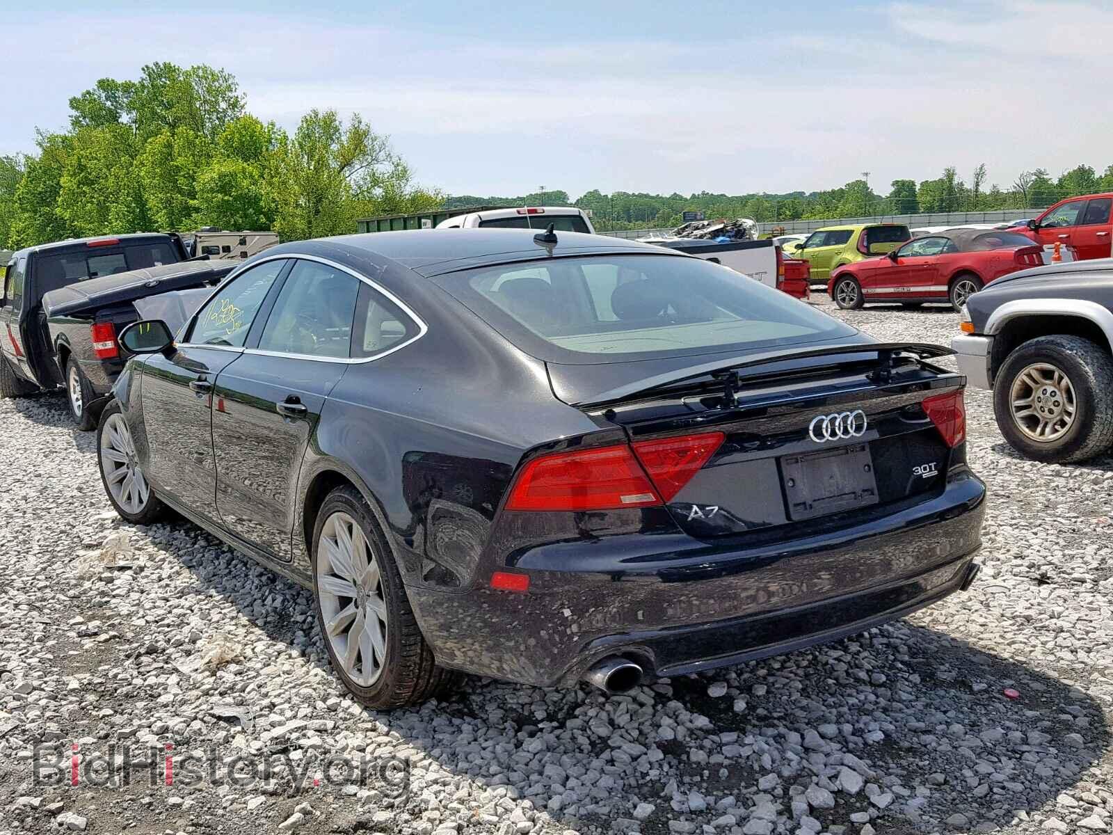 2012 AUDI A7 - VIN: WAUYGAFC0CN058779 - Фото 3