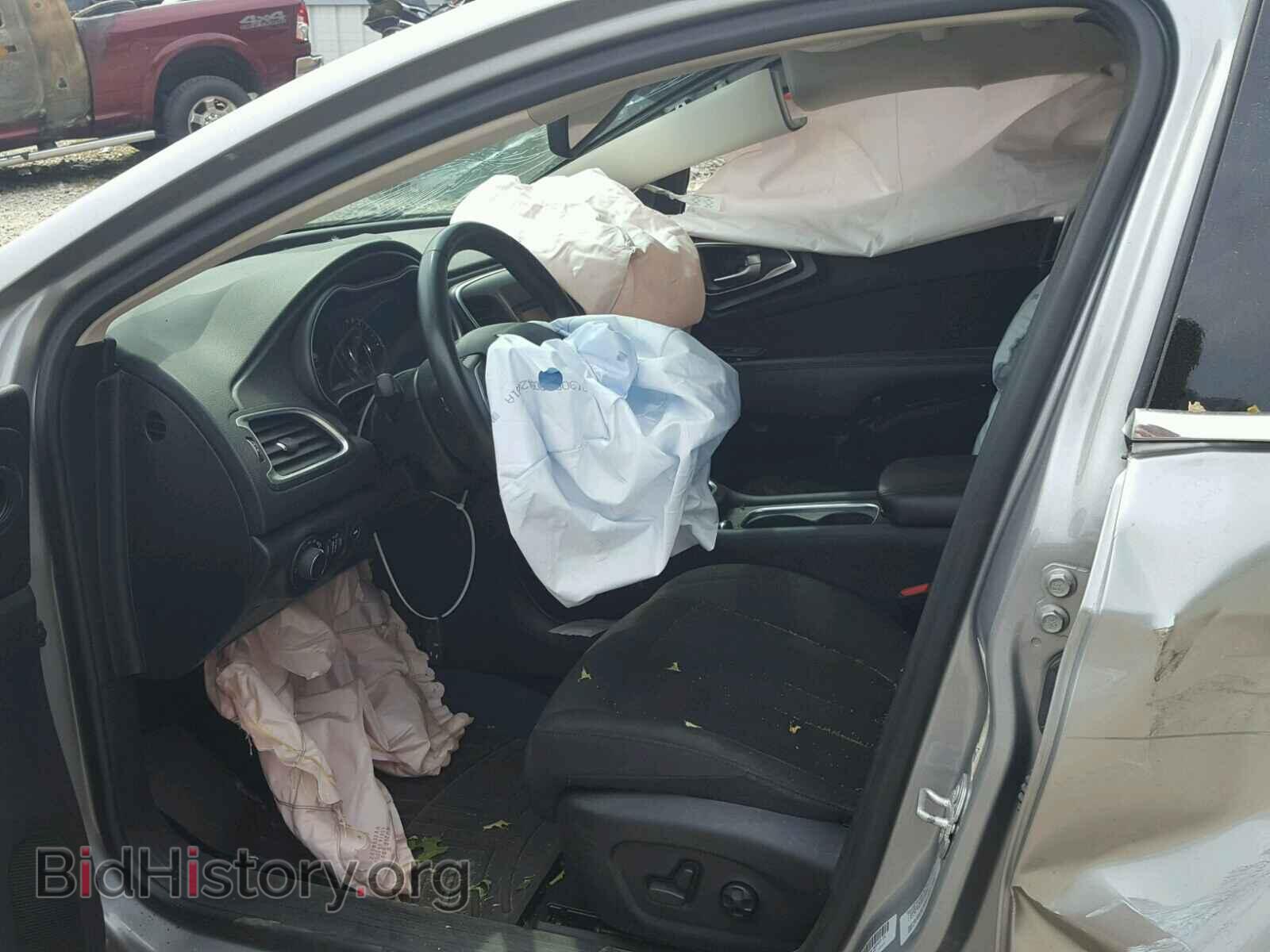 2015 CHRYSLER 200 - VIN: 1C3CCCAB2FN745905 - Photo 5