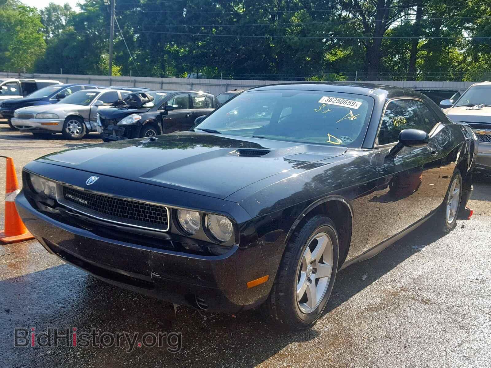2010 DODGE CHALLENGER - VIN: 2B3CJ4DV3AH320984 - Photo 2