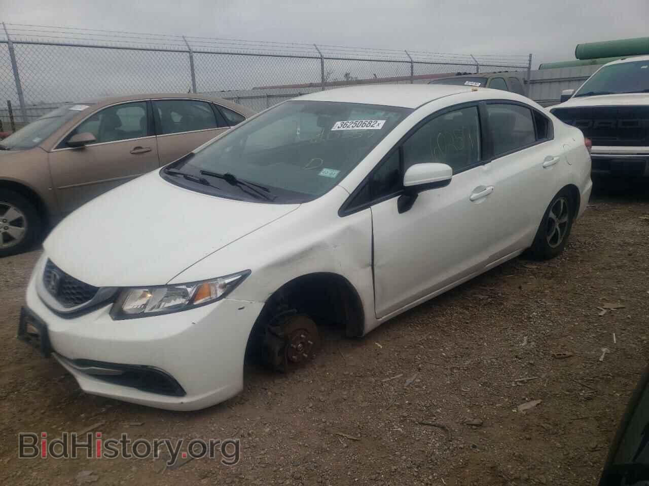 2015 HONDA CIVIC - VIN: 2HGFB2F77FH516124 - Фото 2