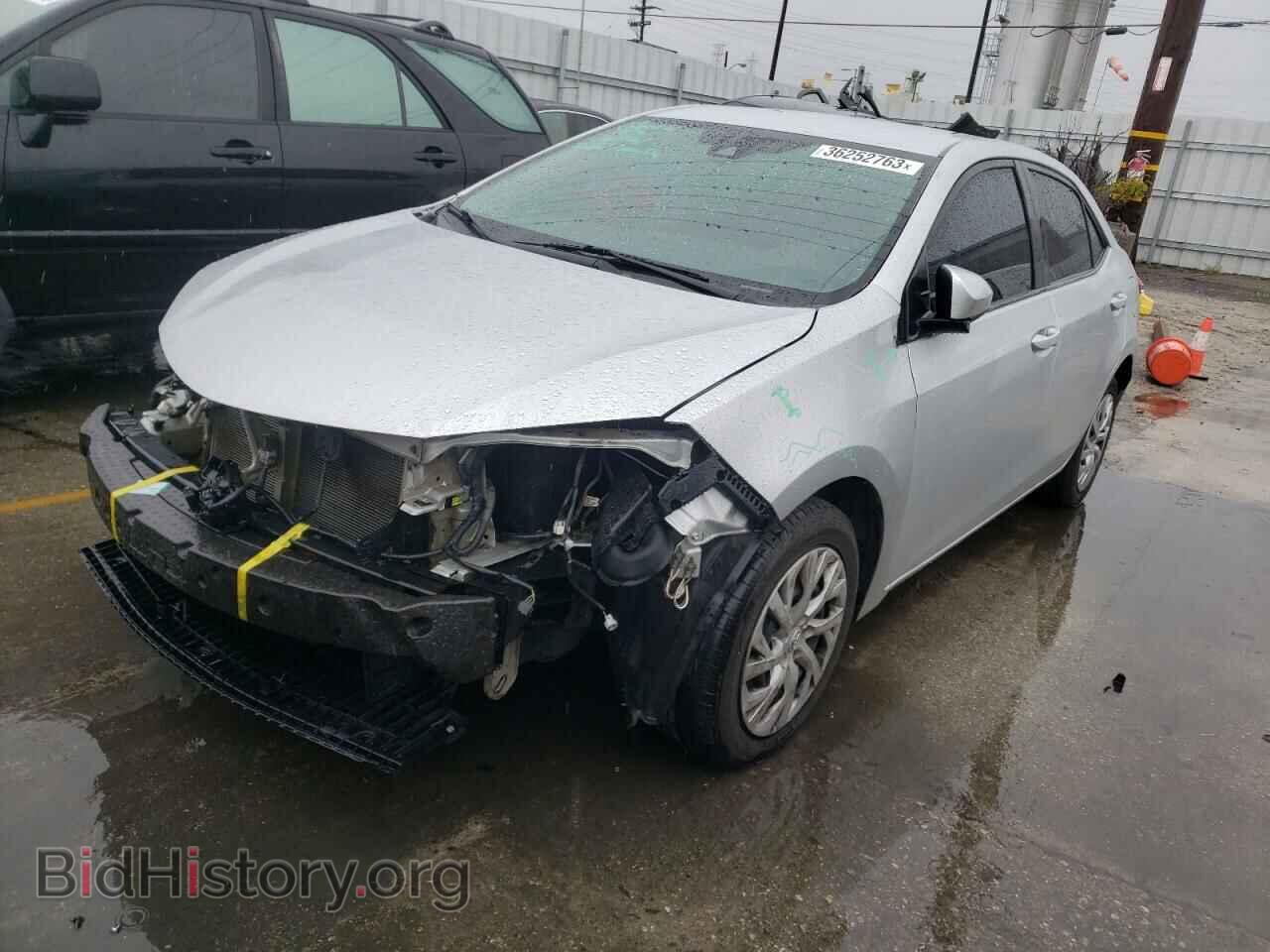 Photo 5YFBURHE8HP610506 - TOYOTA COROLLA 2017