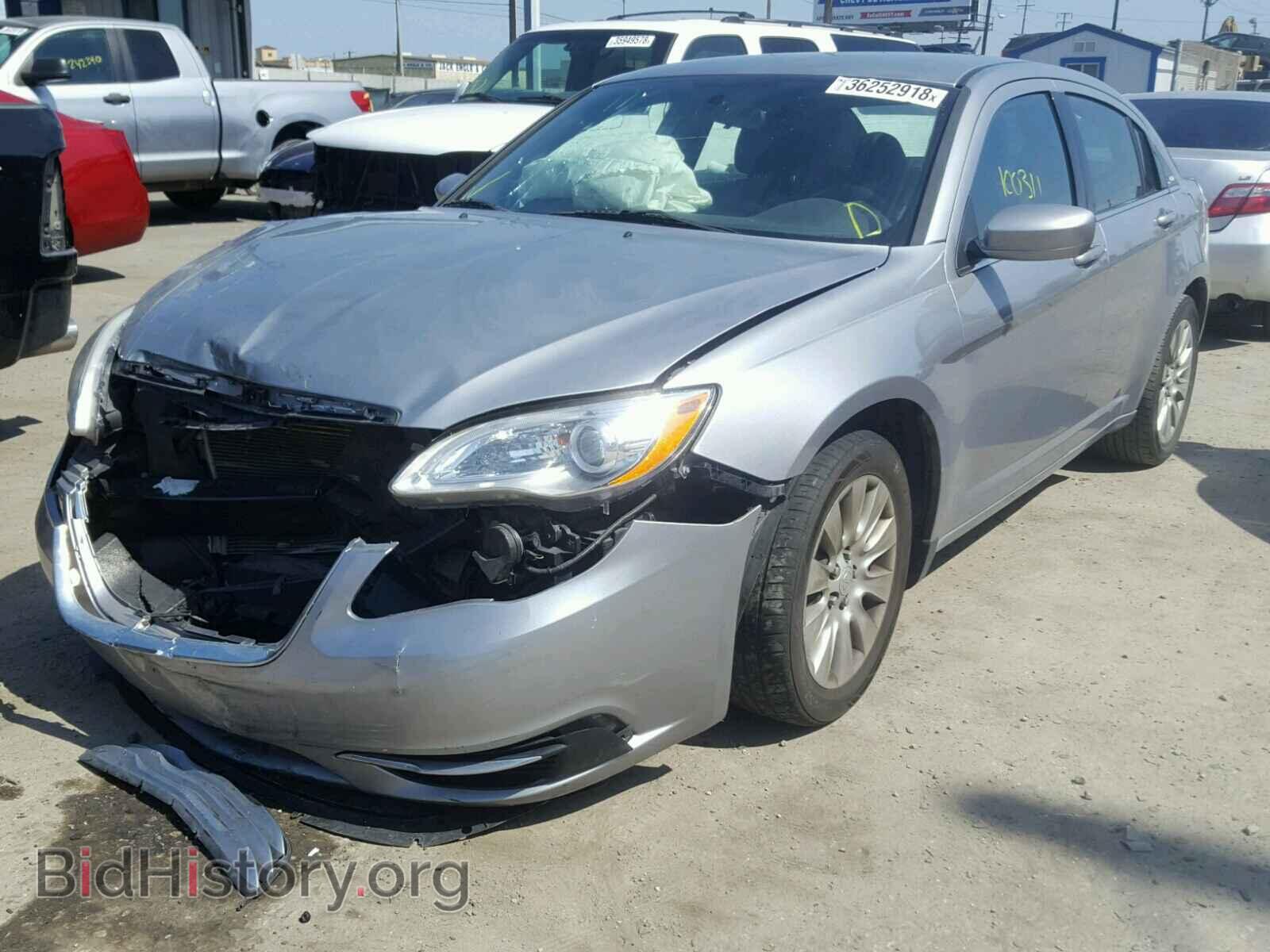 2013 CHRYSLER 200 - VIN: 1C3CCBAB5DN686873 - Photo 2