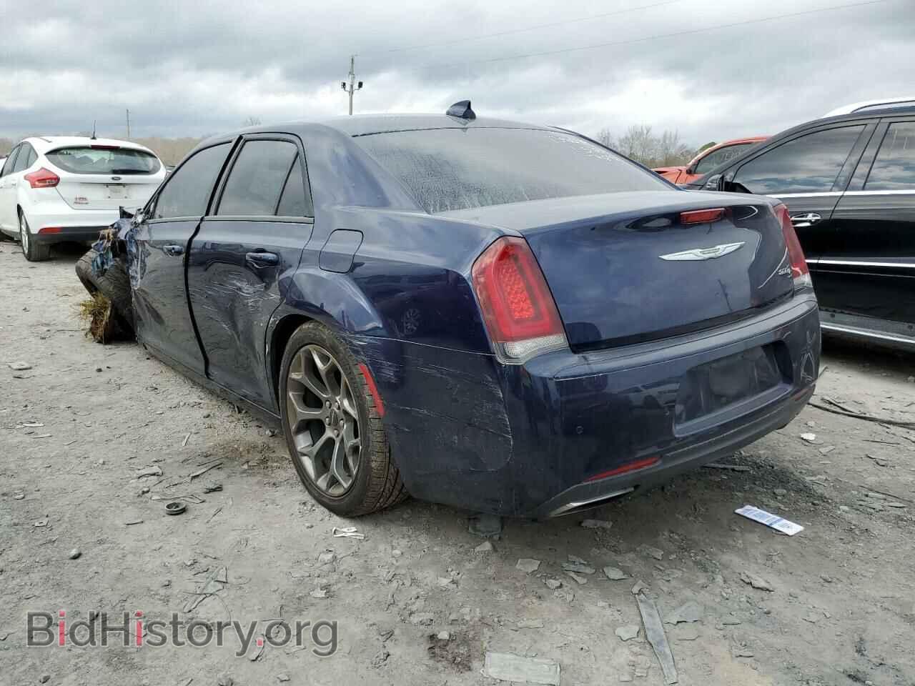 2017 CHRYSLER 300 - VIN: 2C3CCABG9HH618062 - Фото 2