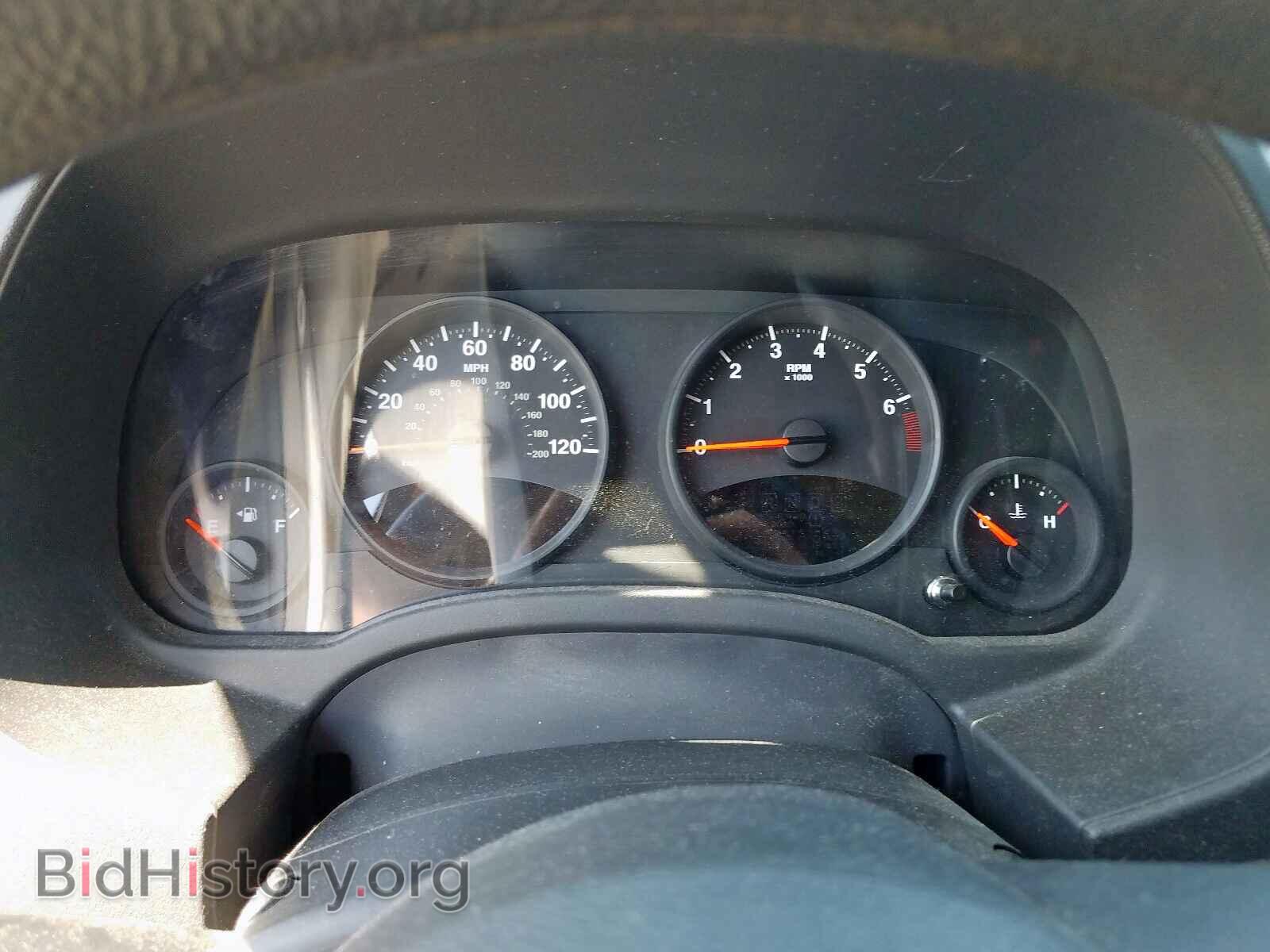 2011 JEEP COMPASS - VIN: 1J4NT1FA6BD138330 - Фото 8