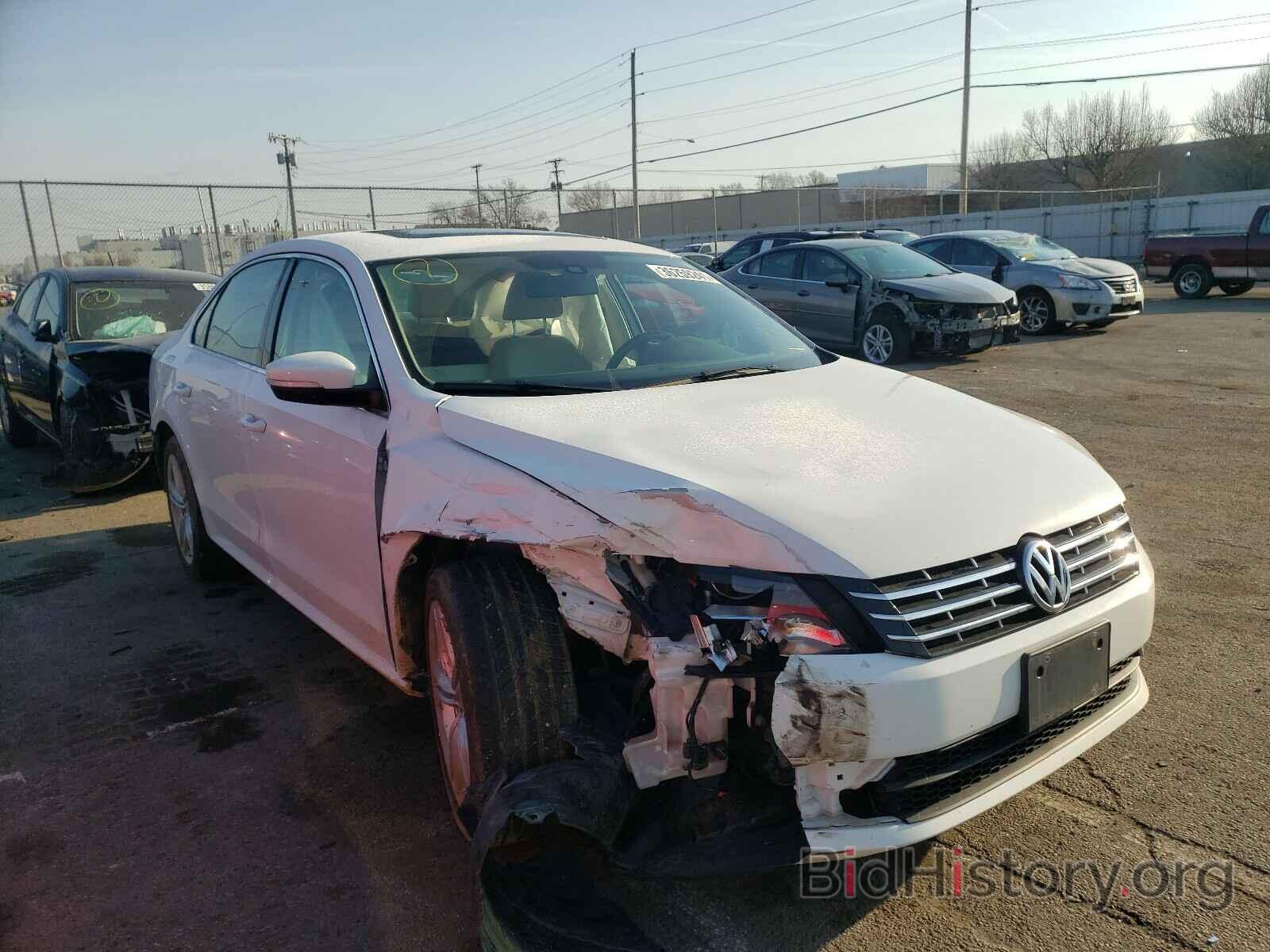 Photo 1VWBV7A33FC052688 - VOLKSWAGEN PASSAT 2015