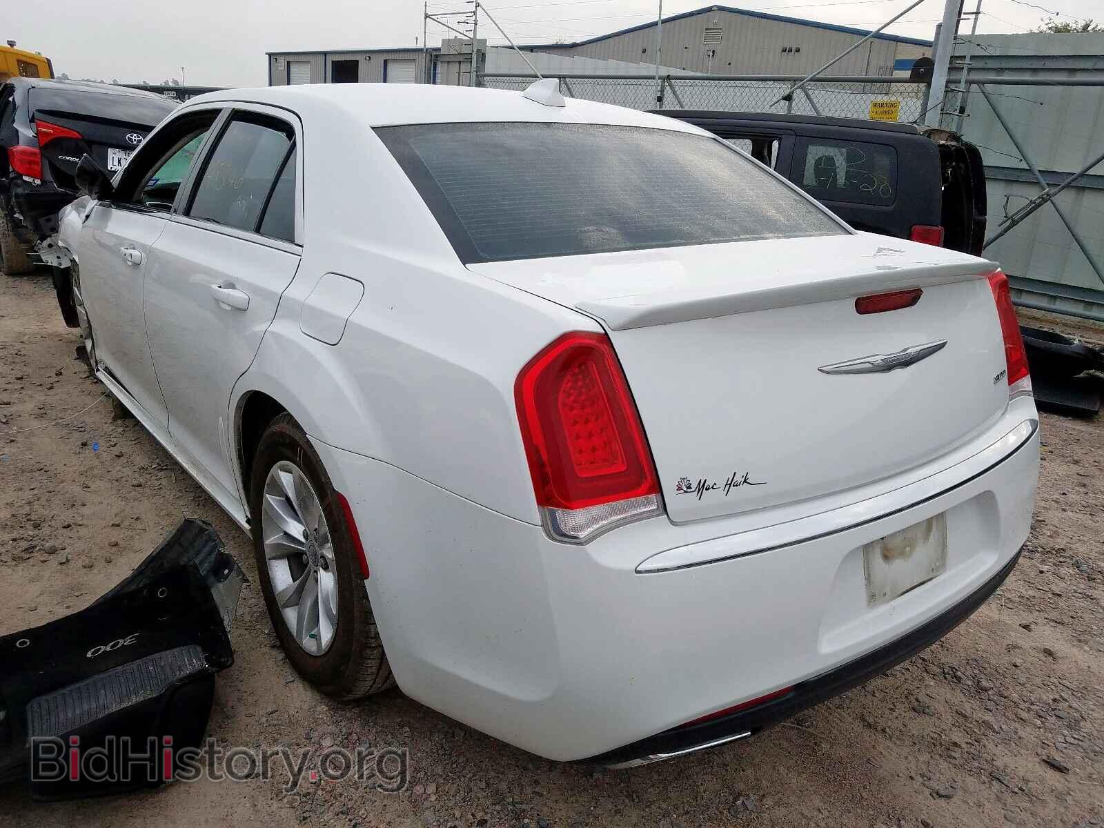 2015 CHRYSLER 300 - VIN: 2C3CCAAG2FH763300 - Фото 3