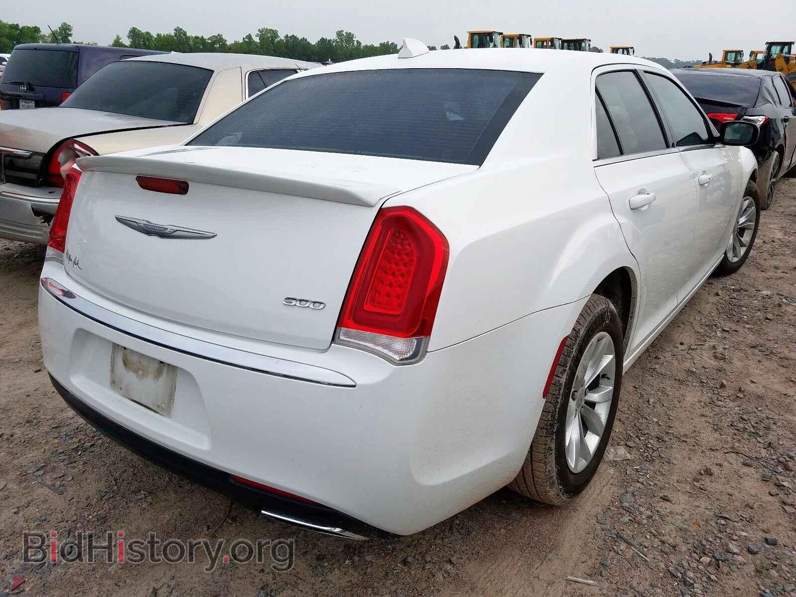 2015 CHRYSLER 300 - VIN: 2C3CCAAG2FH763300 - Фото 4