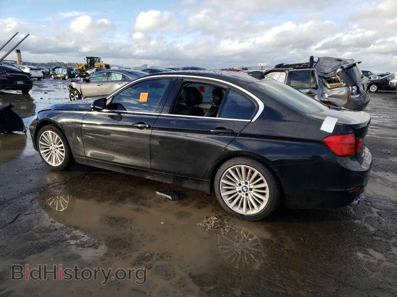 2013 BMW 3 SERIES - VIN: WBA3A5C58DF352080 - Фото 2