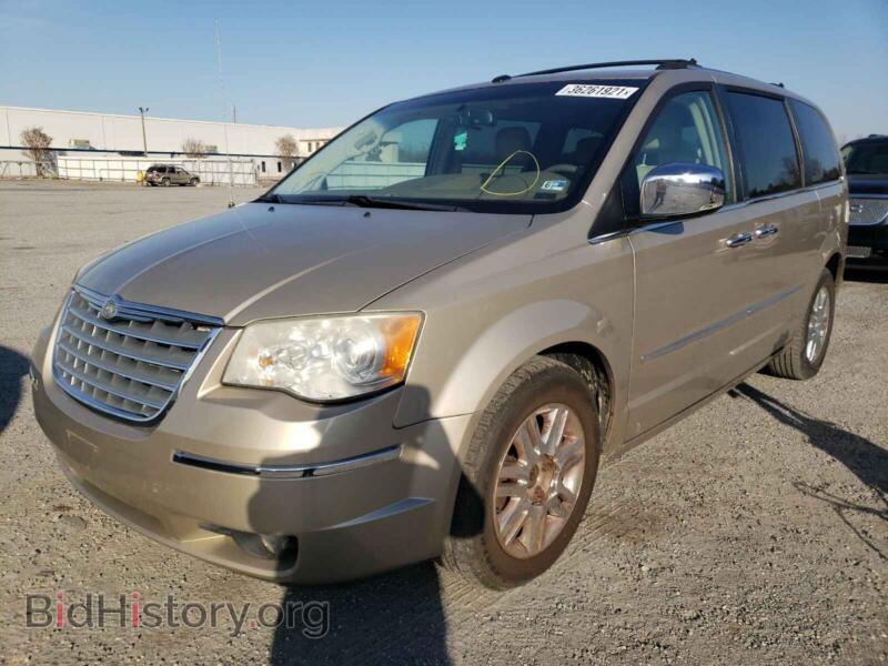 2009 Chrysler MINIVAN (VIN 2A8HR64X49R596924) — photo 2 of 10