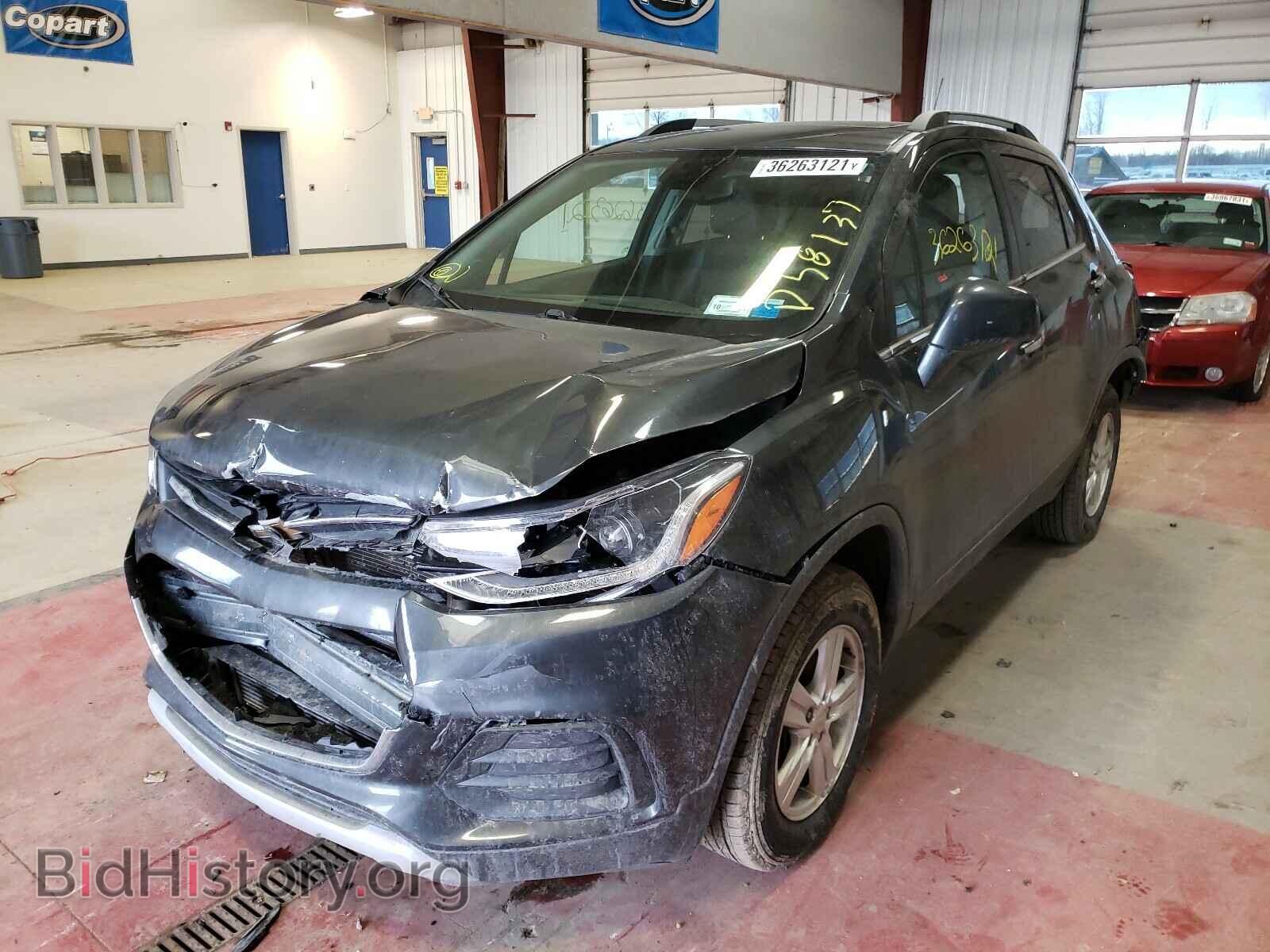 2017 CHEVROLET TRAX - VIN: 3GNCJPSB0HL192480 - Фото 2