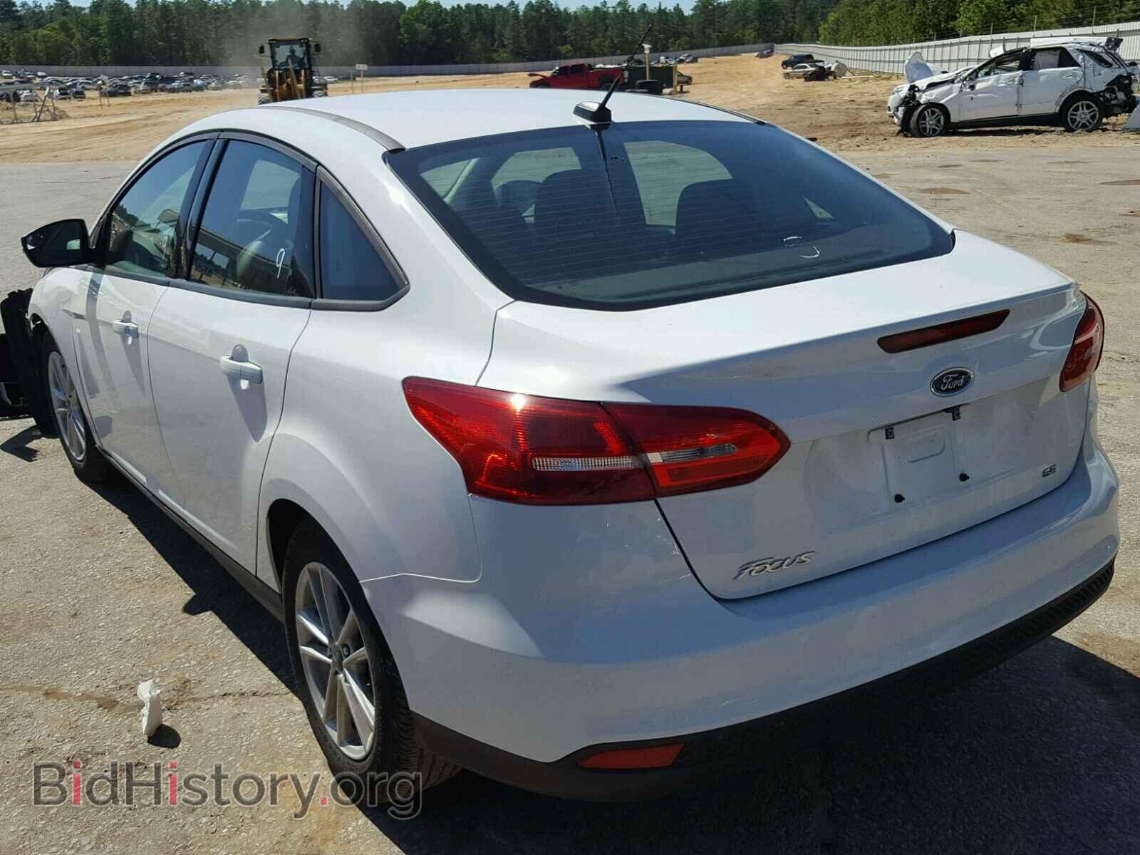 2017 FORD FOCUS - VIN: 1FADP3F2XHL304783 - Фото 3