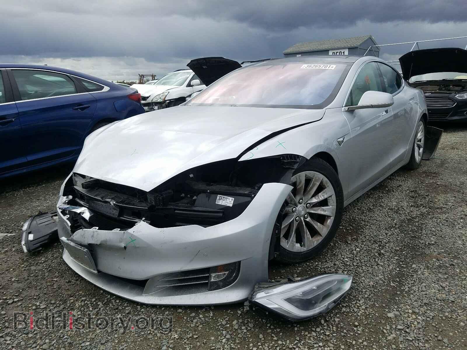 2017 TESLA MODEL S - VIN: 5YJSA1E17HF221427 - Photo 2