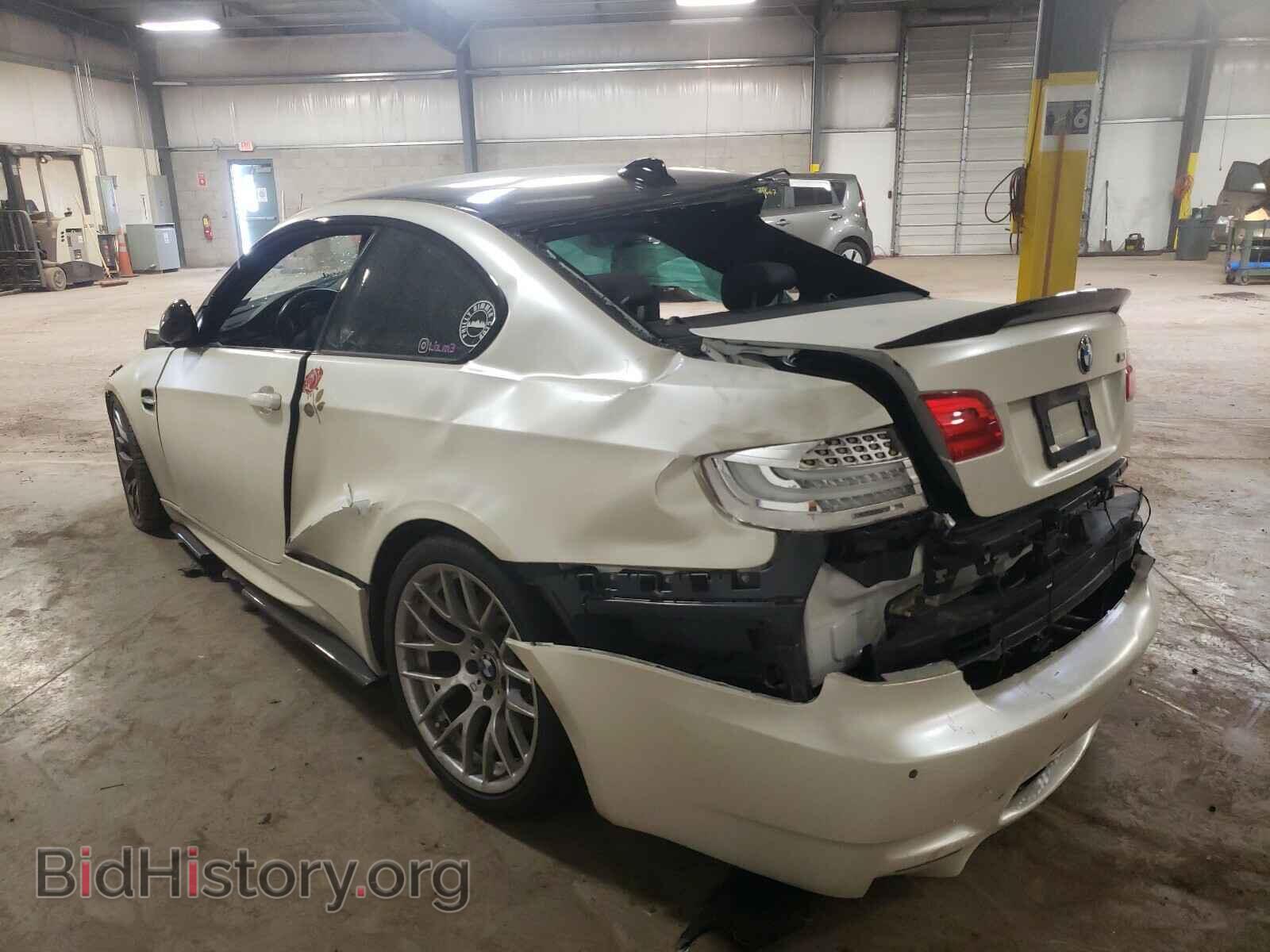 2011 BMW M3 - VIN: WBSKG9C57BE368853 - Фото 3