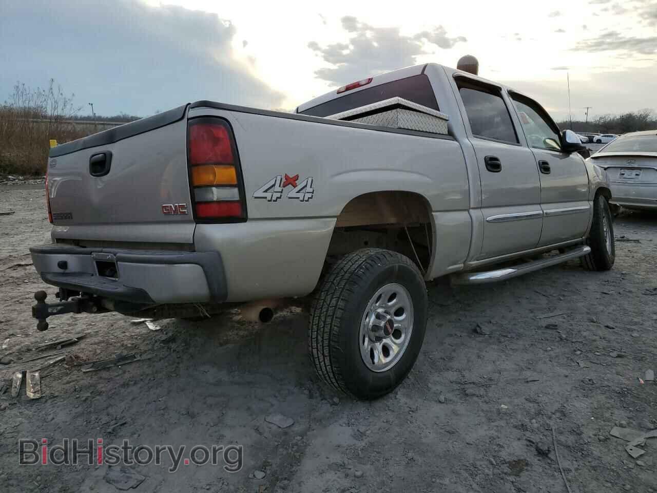 2006 GMC SIERRA - VIN: 2GTEK13V961297327 - Фото 3