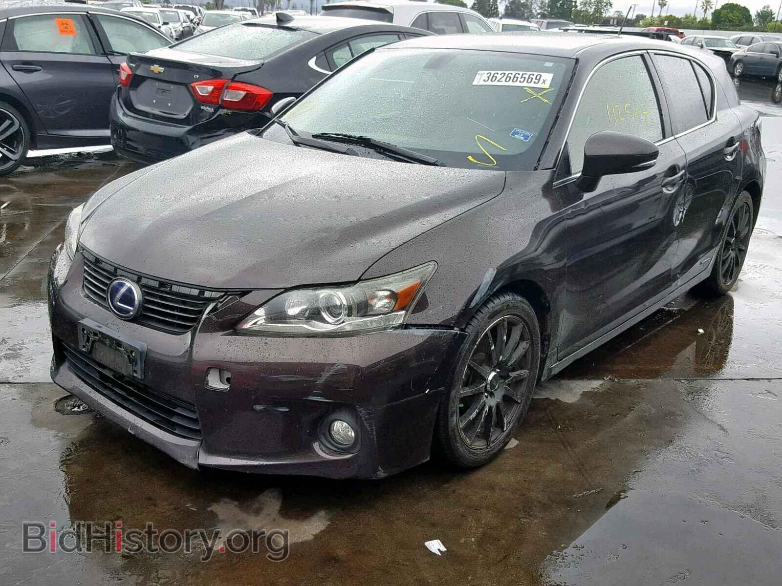 2011 LEXUS CT 200 - VIN: JTHKD5BH6B2018876 - Фото 2